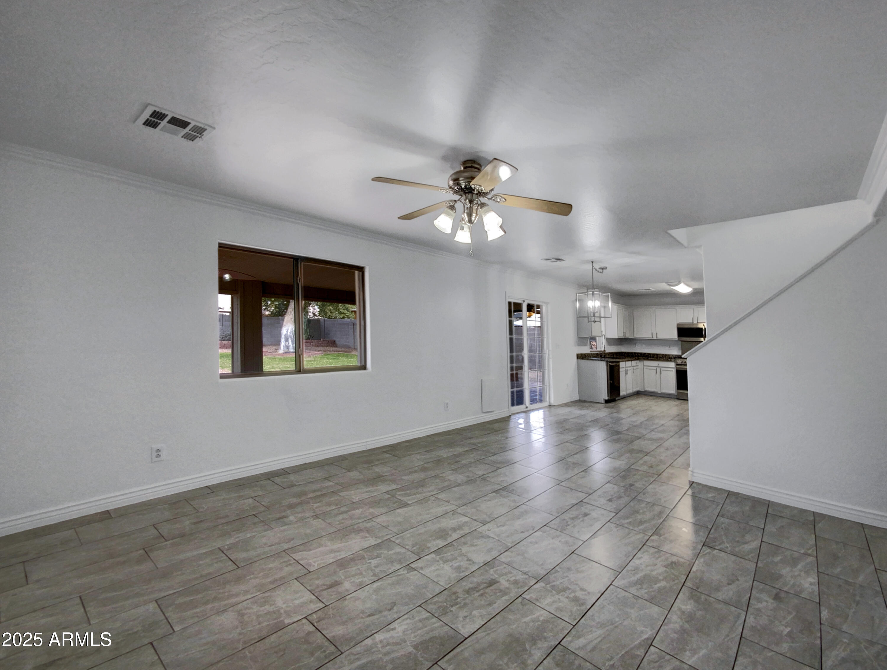 2028 E LIPIZZAN Drive