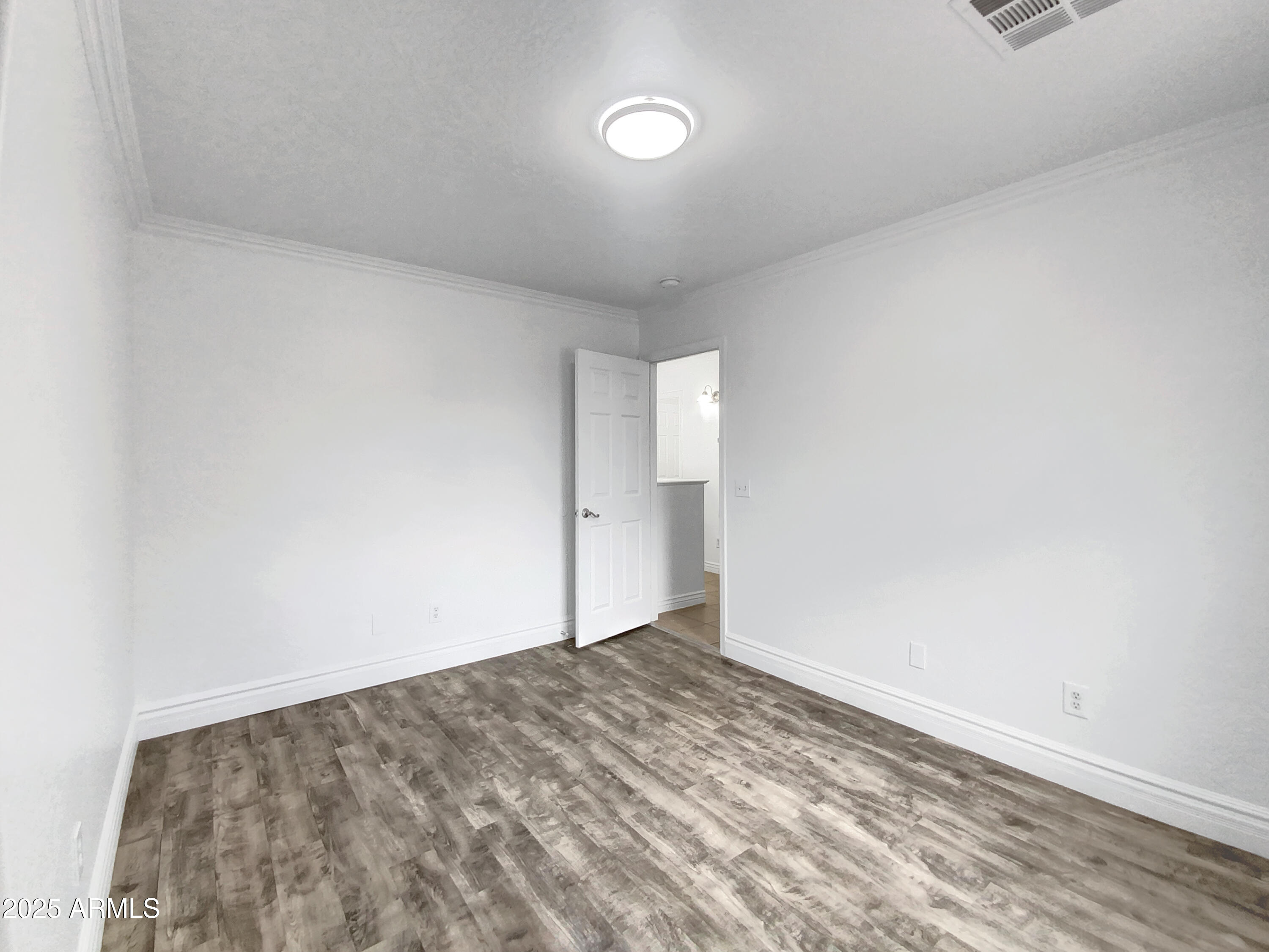 2028 E LIPIZZAN Drive