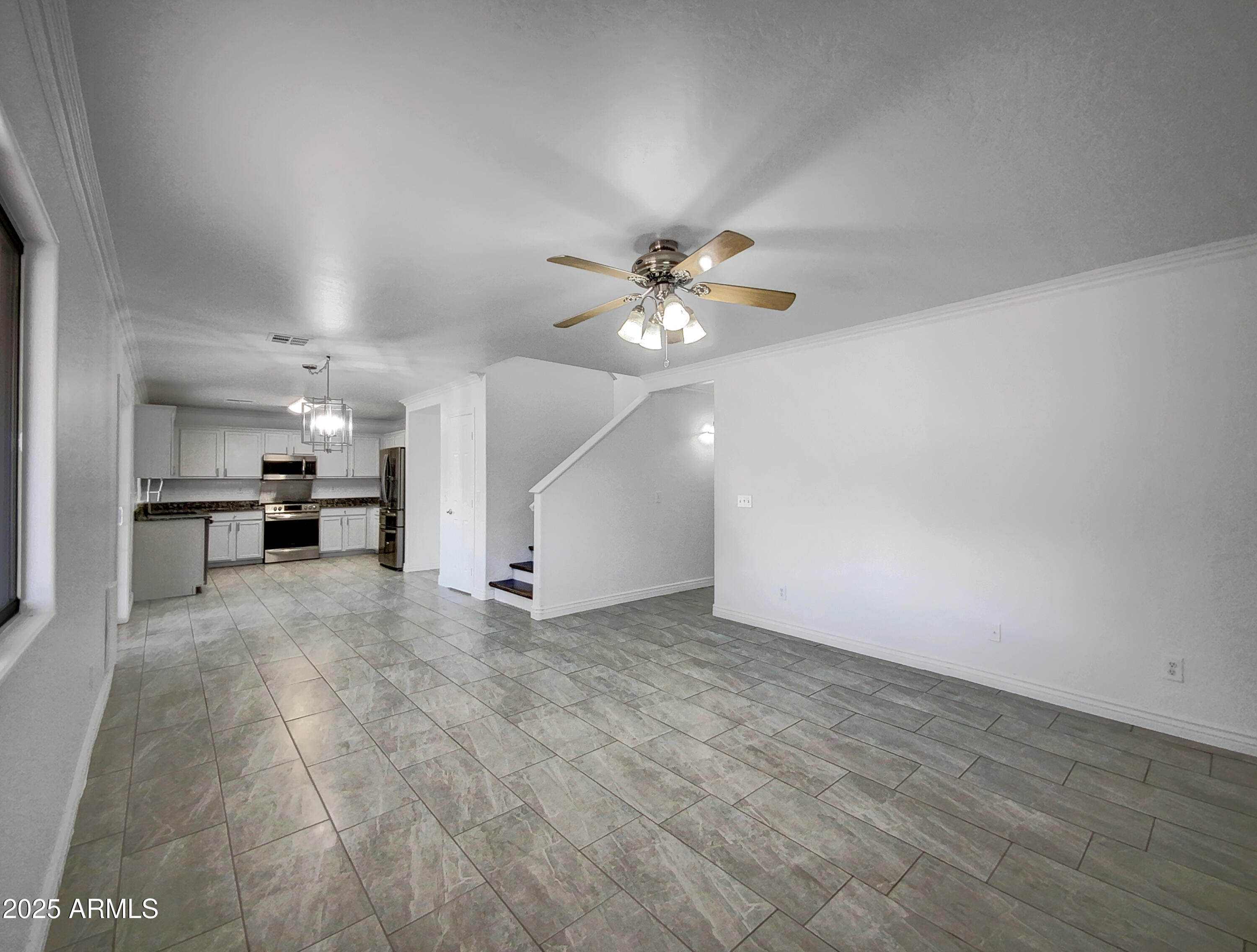 2028 E LIPIZZAN Drive
