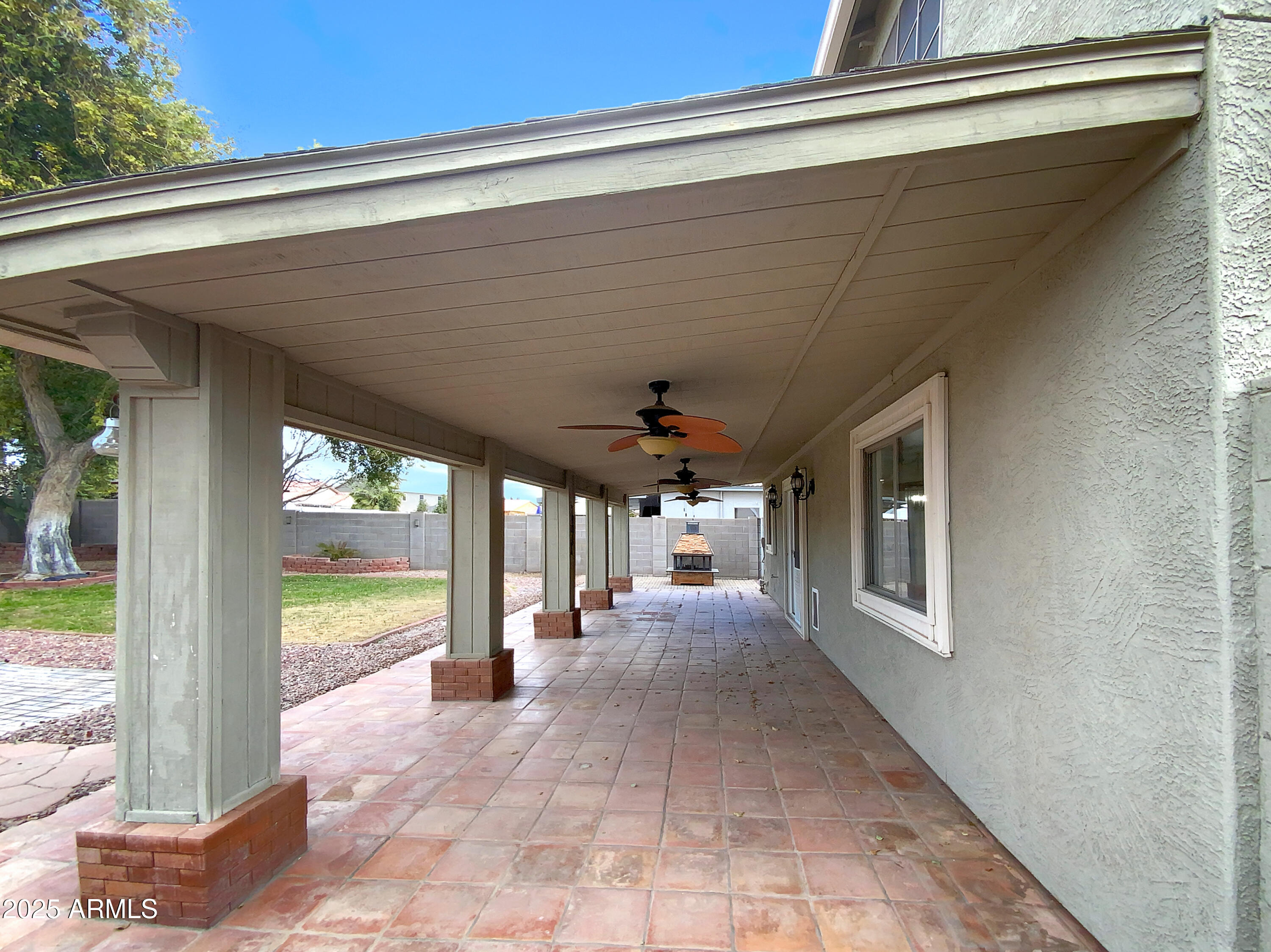 2028 E LIPIZZAN Drive