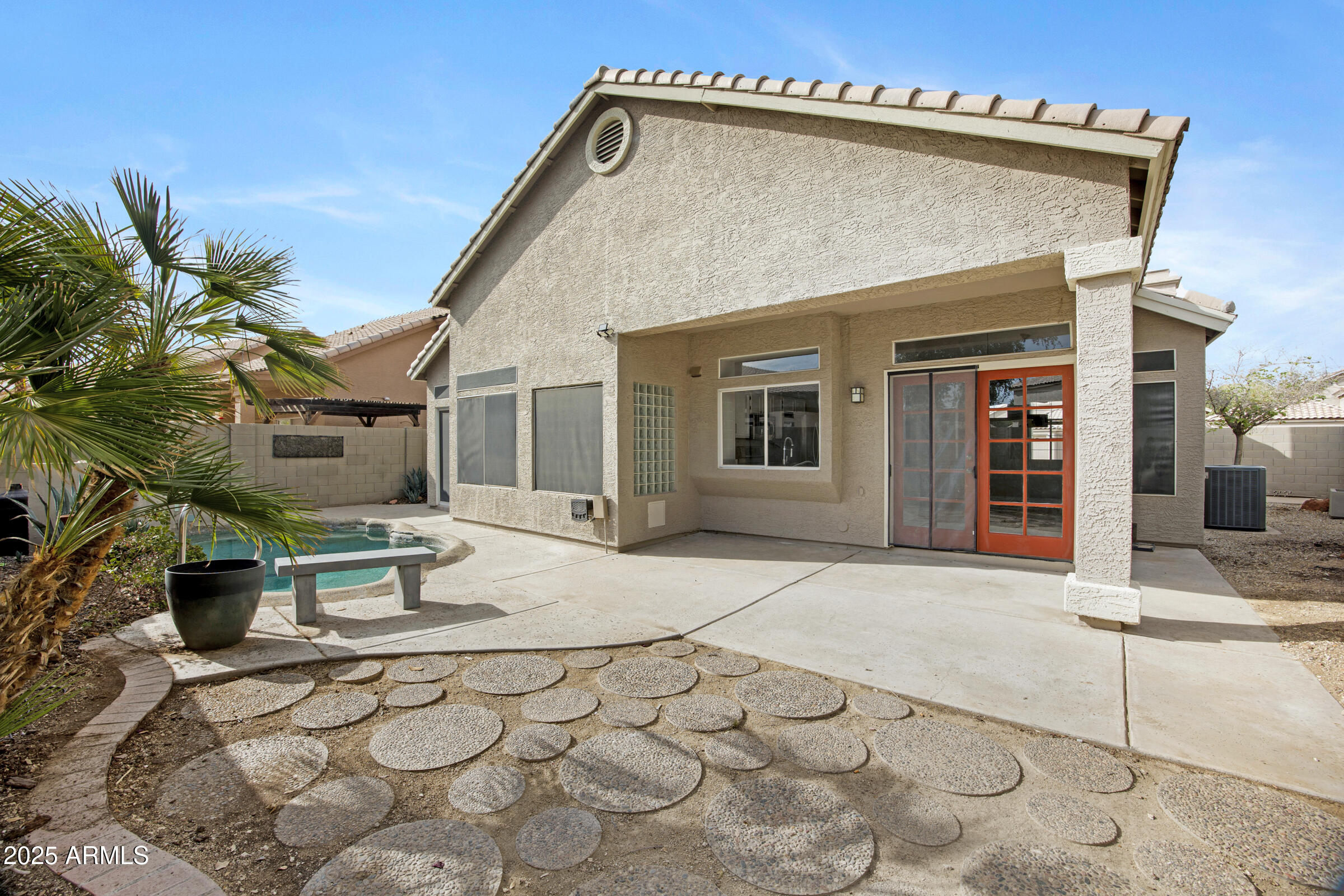115 W EL FREDA Road