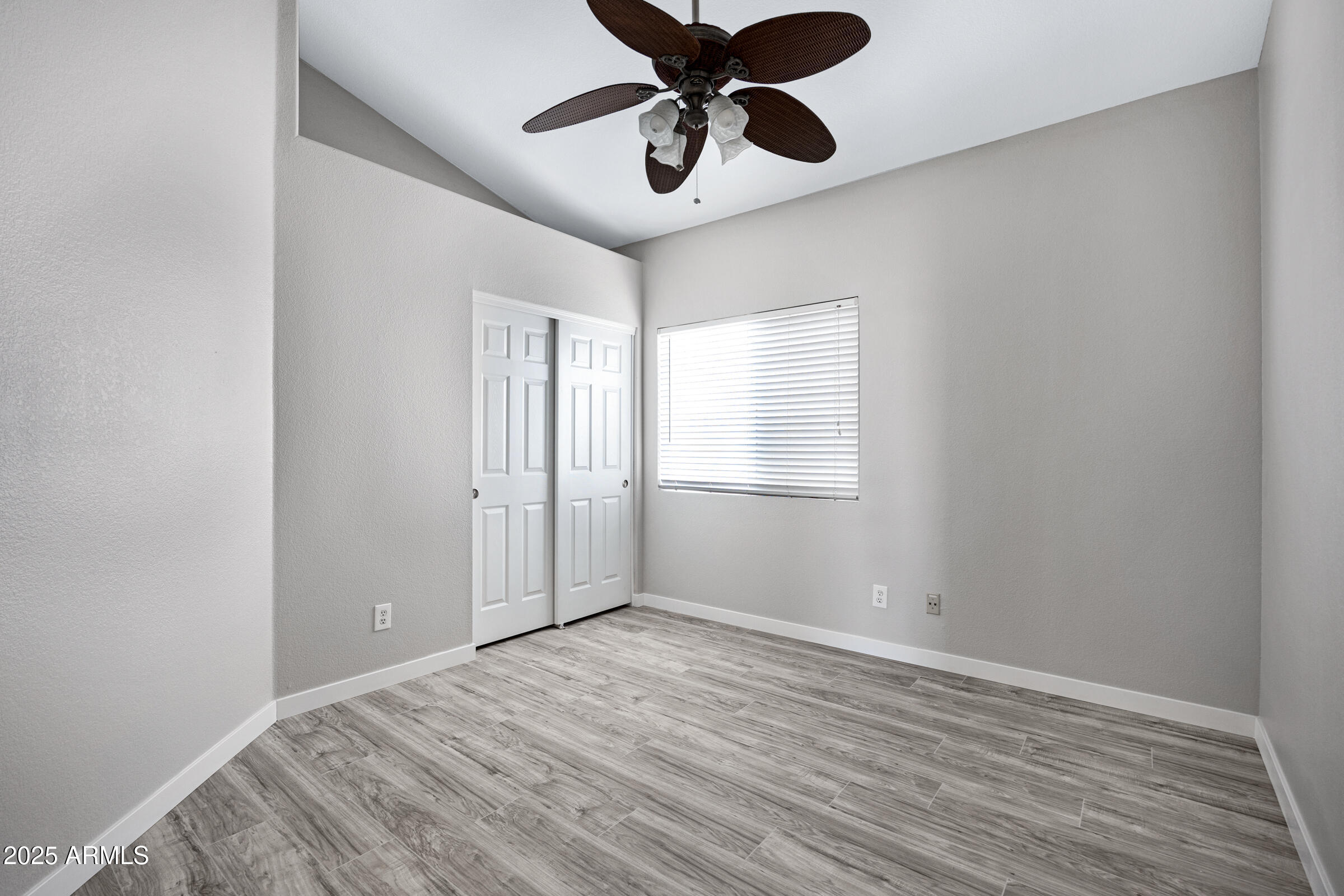 115 W EL FREDA Road