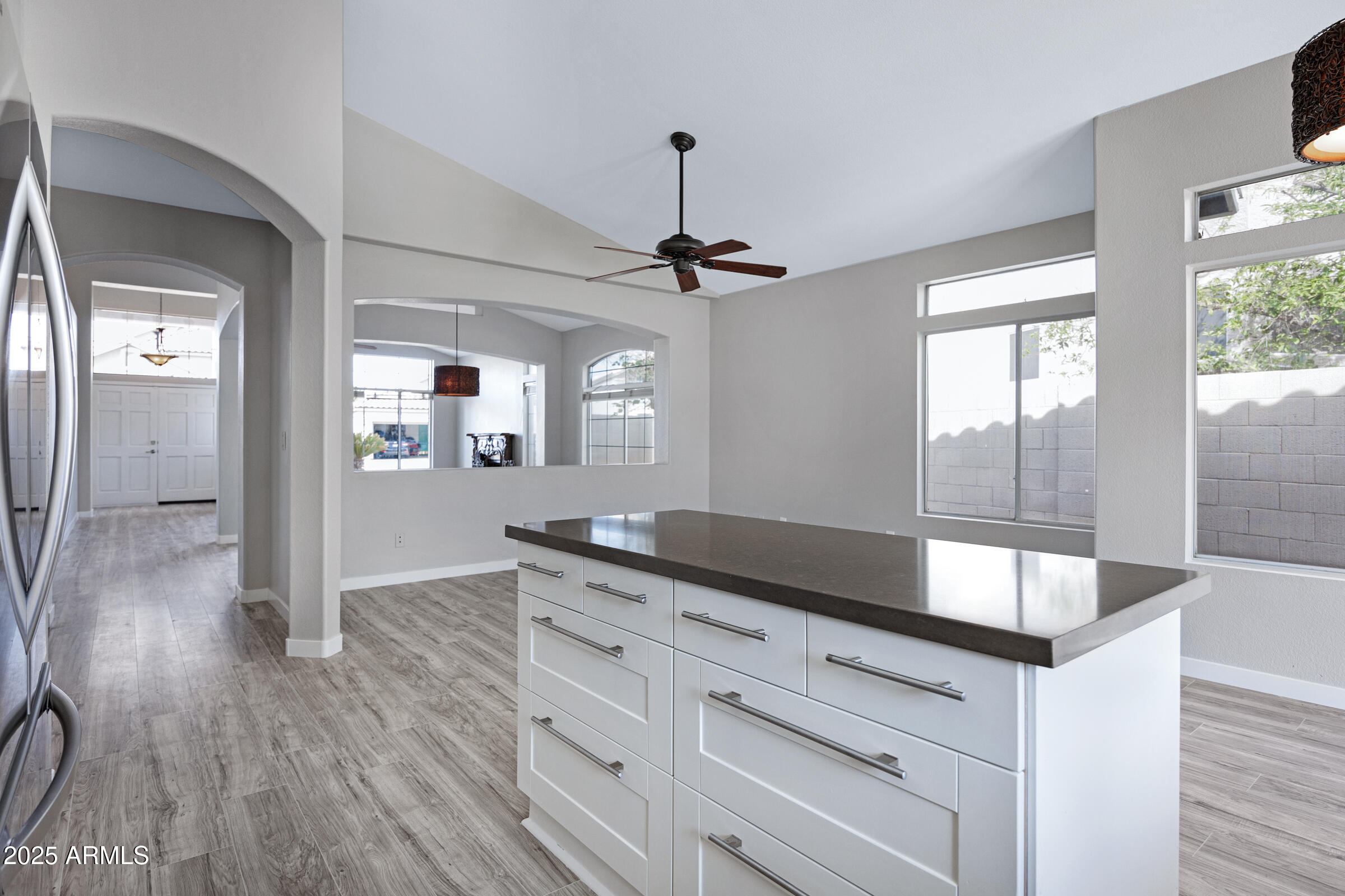 115 W EL FREDA Road