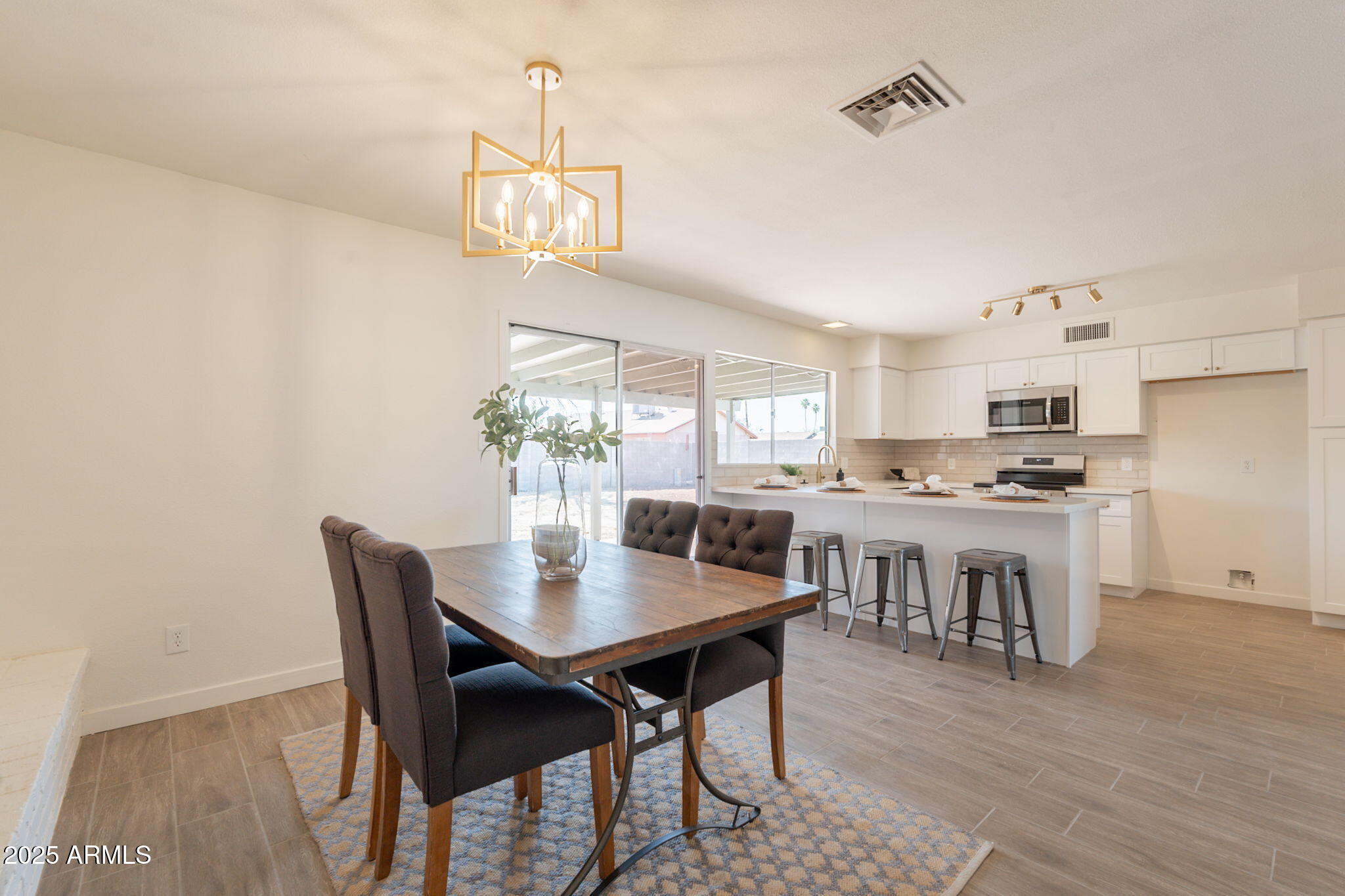 3118 S LOS ALTOS Drive