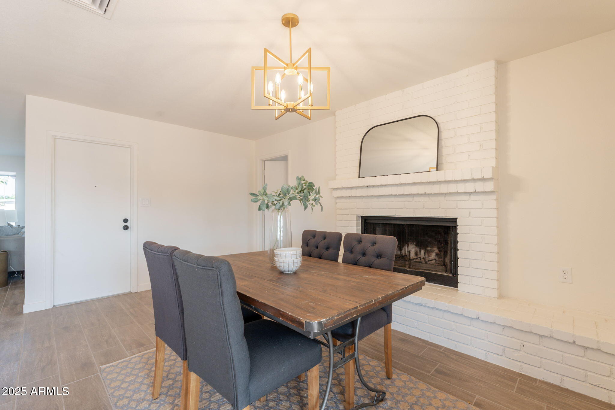3118 S LOS ALTOS Drive
