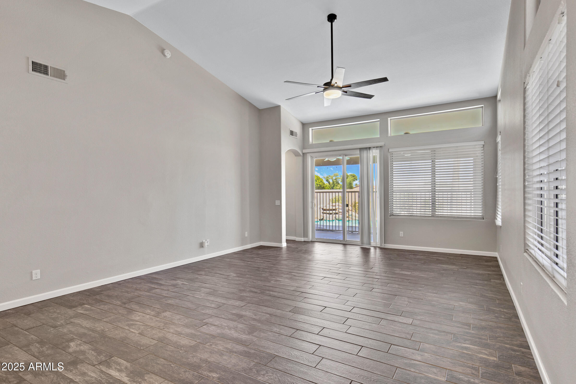 1821 S NAVAJO Way
