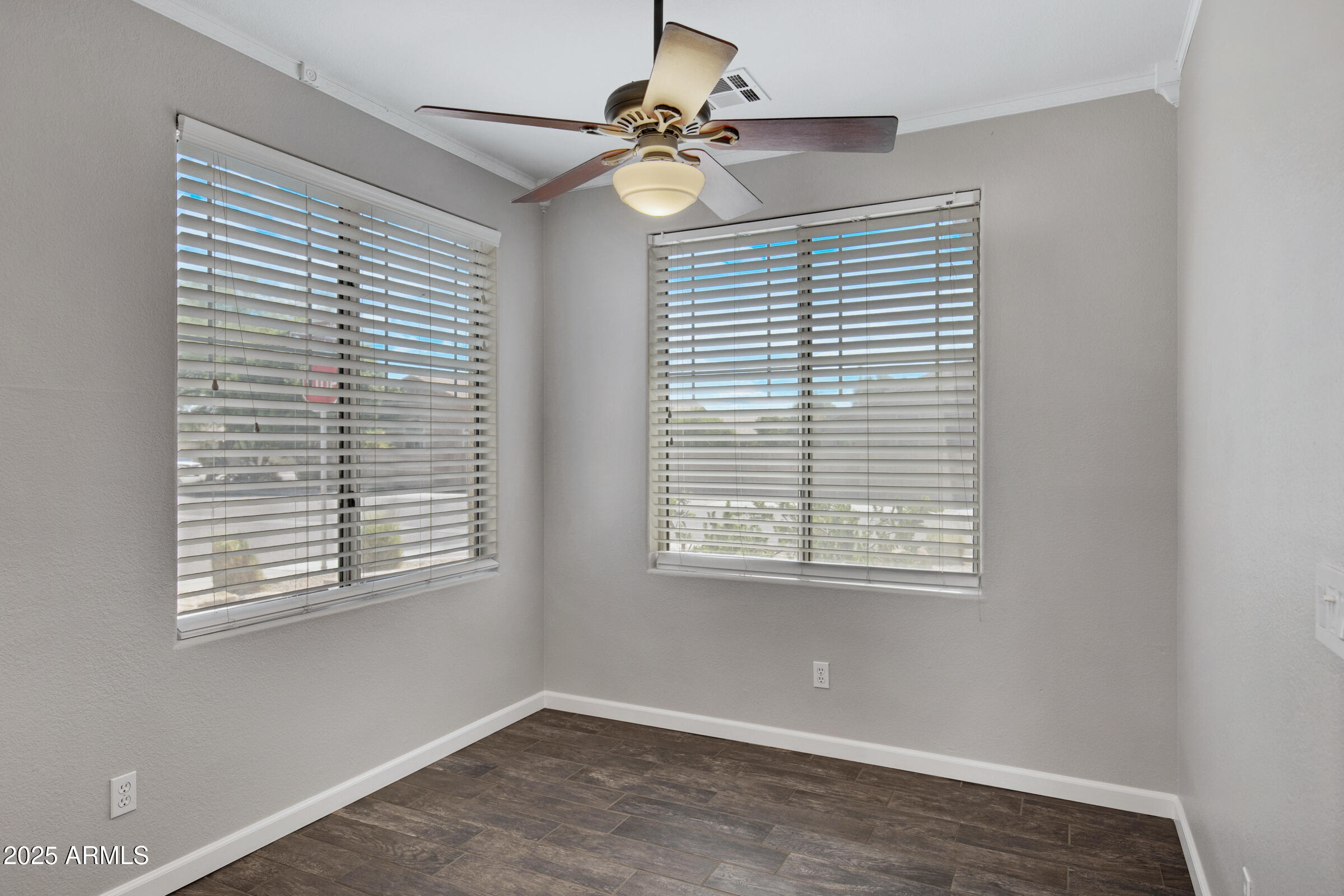 1821 S NAVAJO Way
