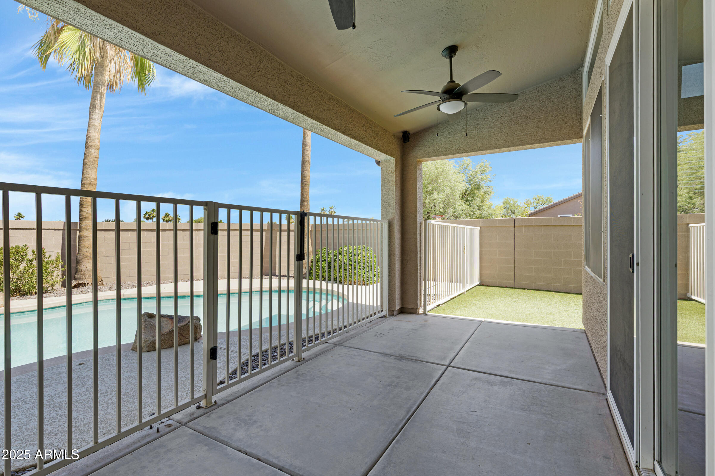 1821 S NAVAJO Way