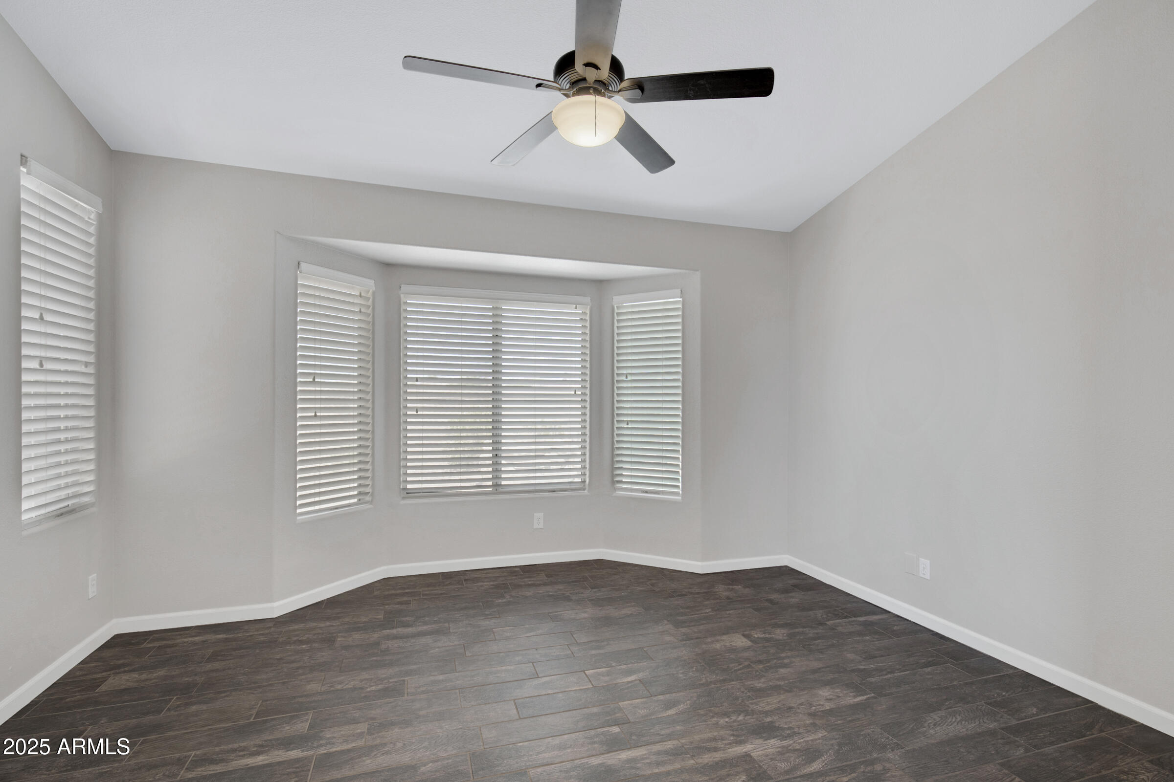 1821 S NAVAJO Way