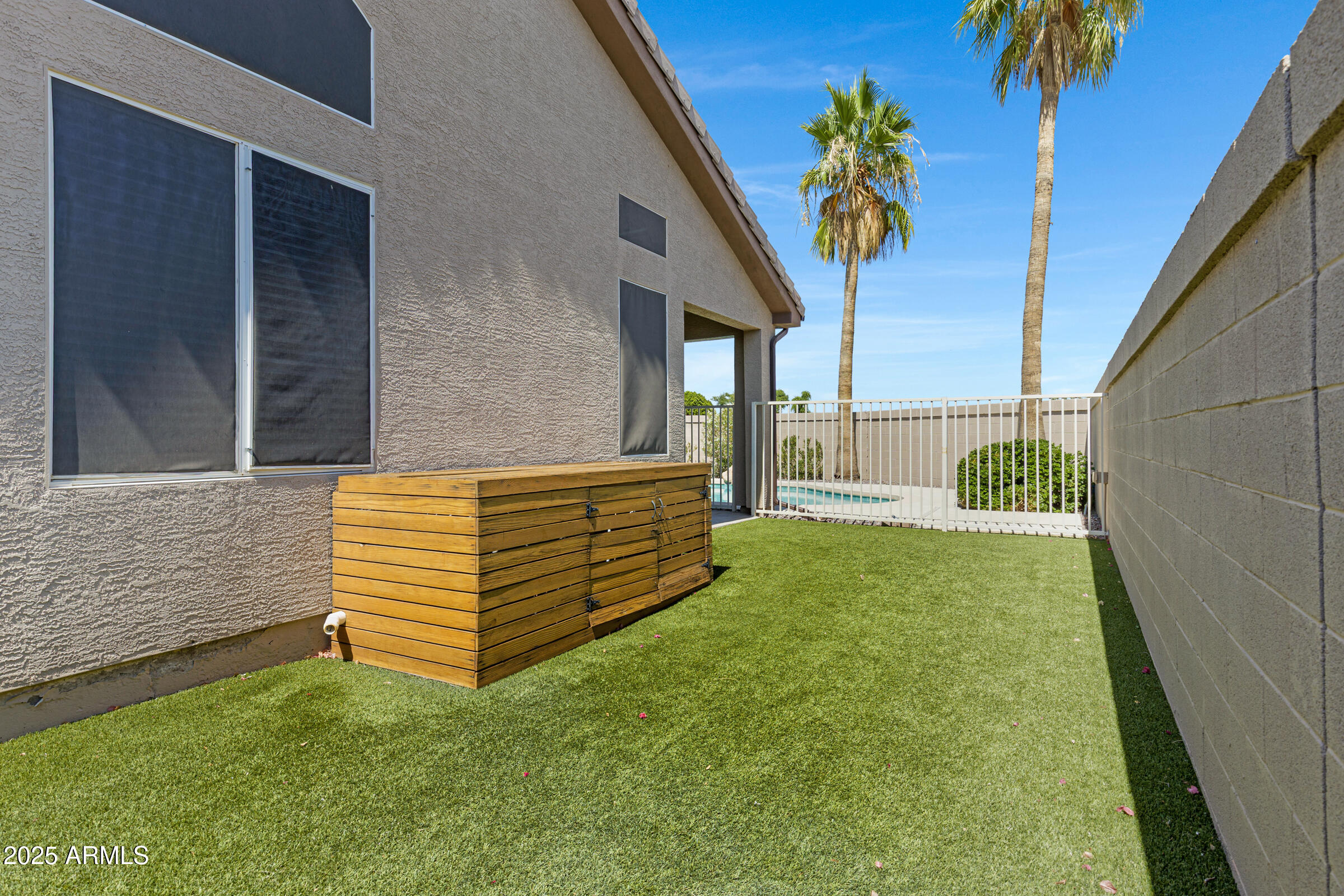 1821 S NAVAJO Way