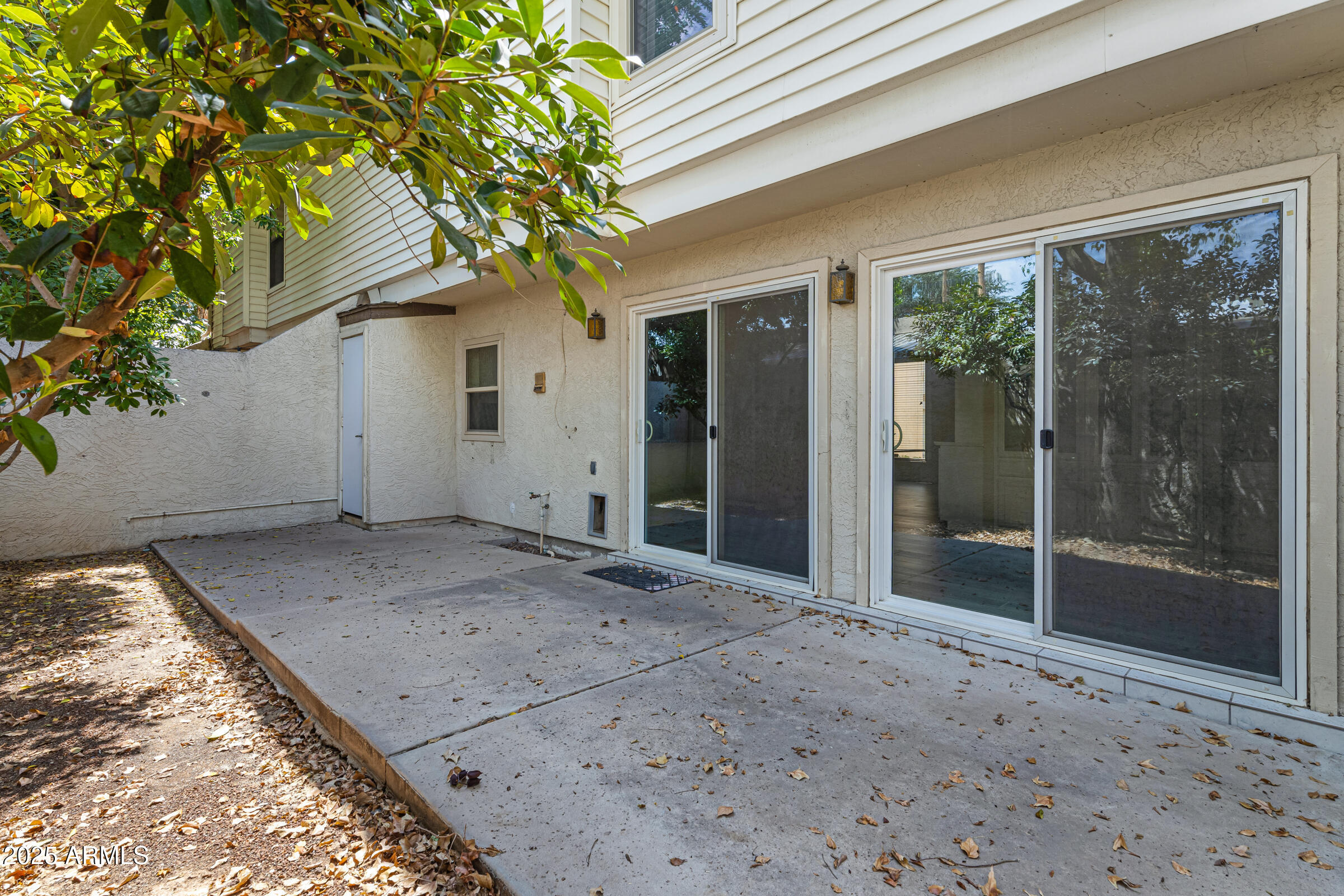 6503 N 10TH Place