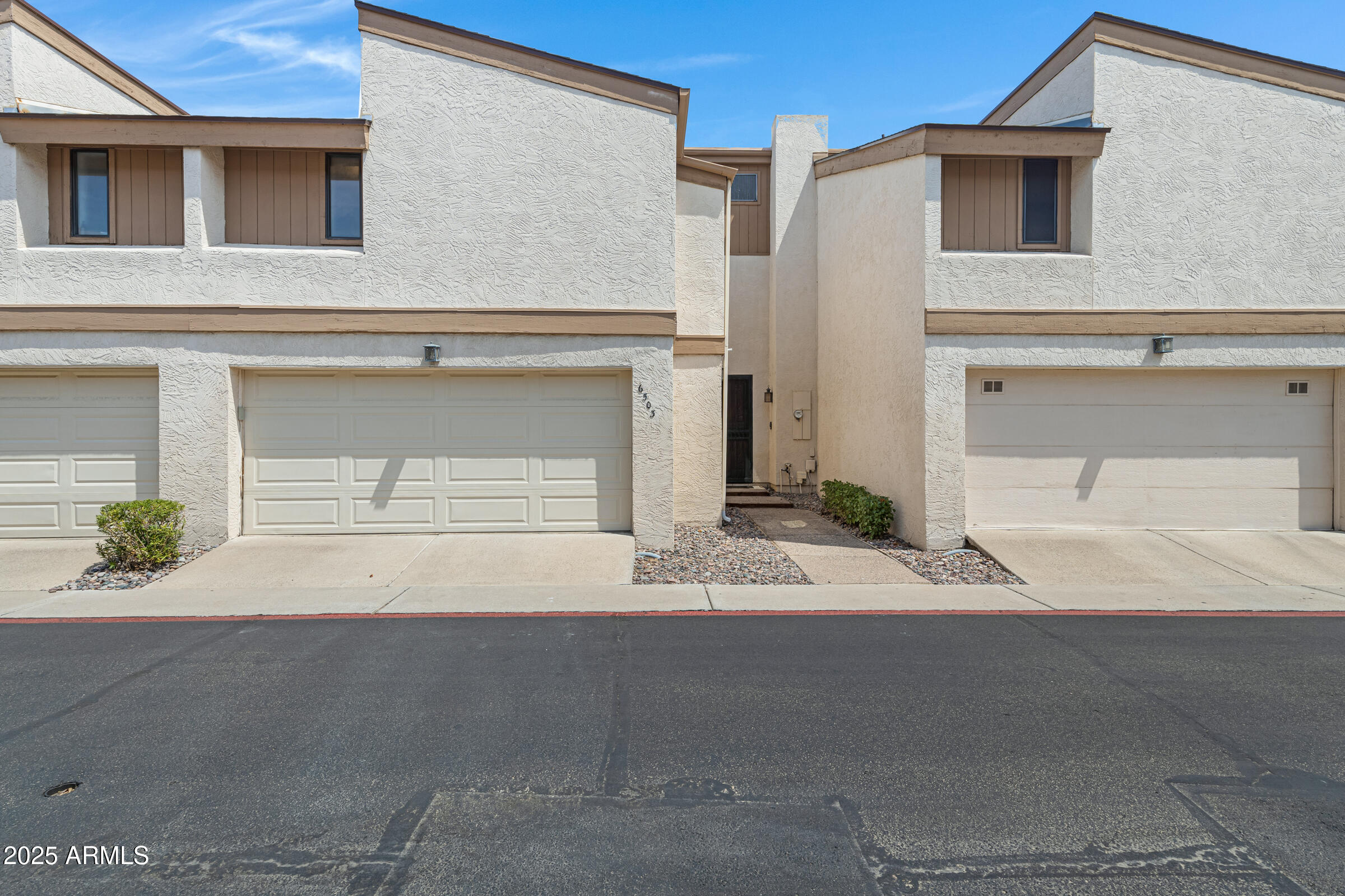 6503 N 10TH Place