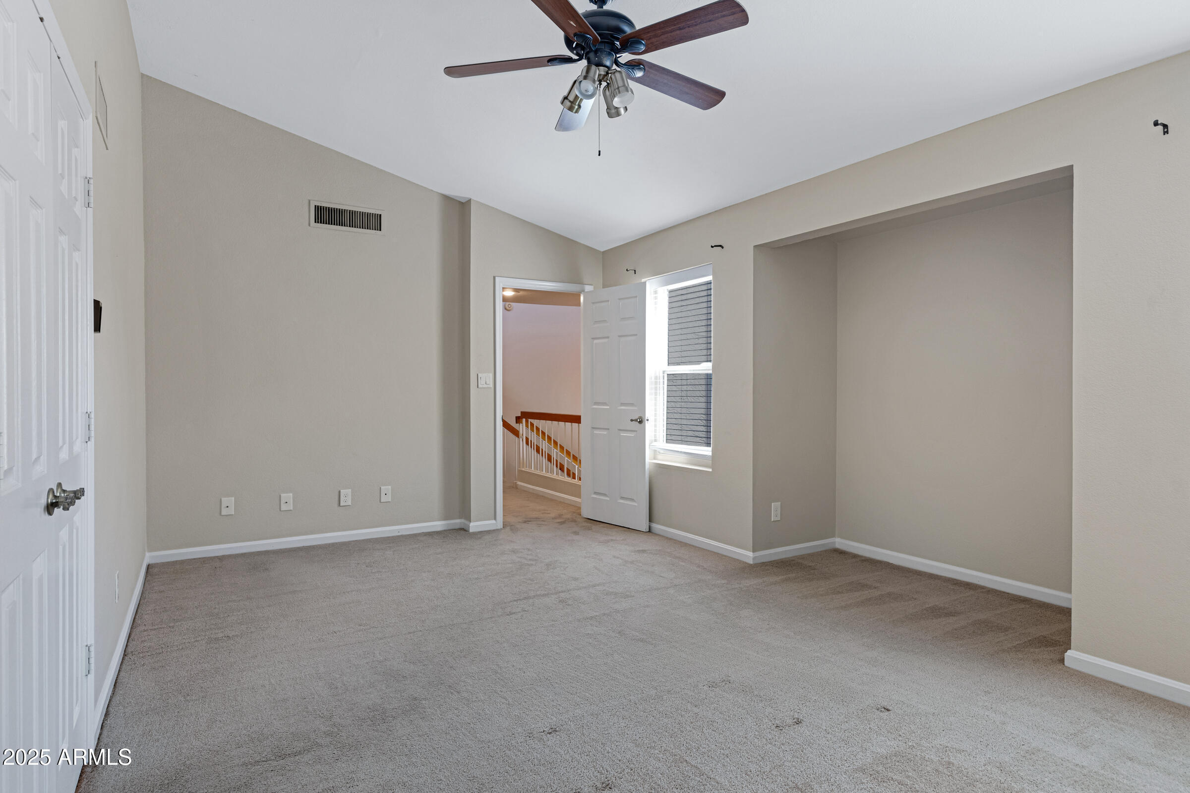 6503 N 10TH Place