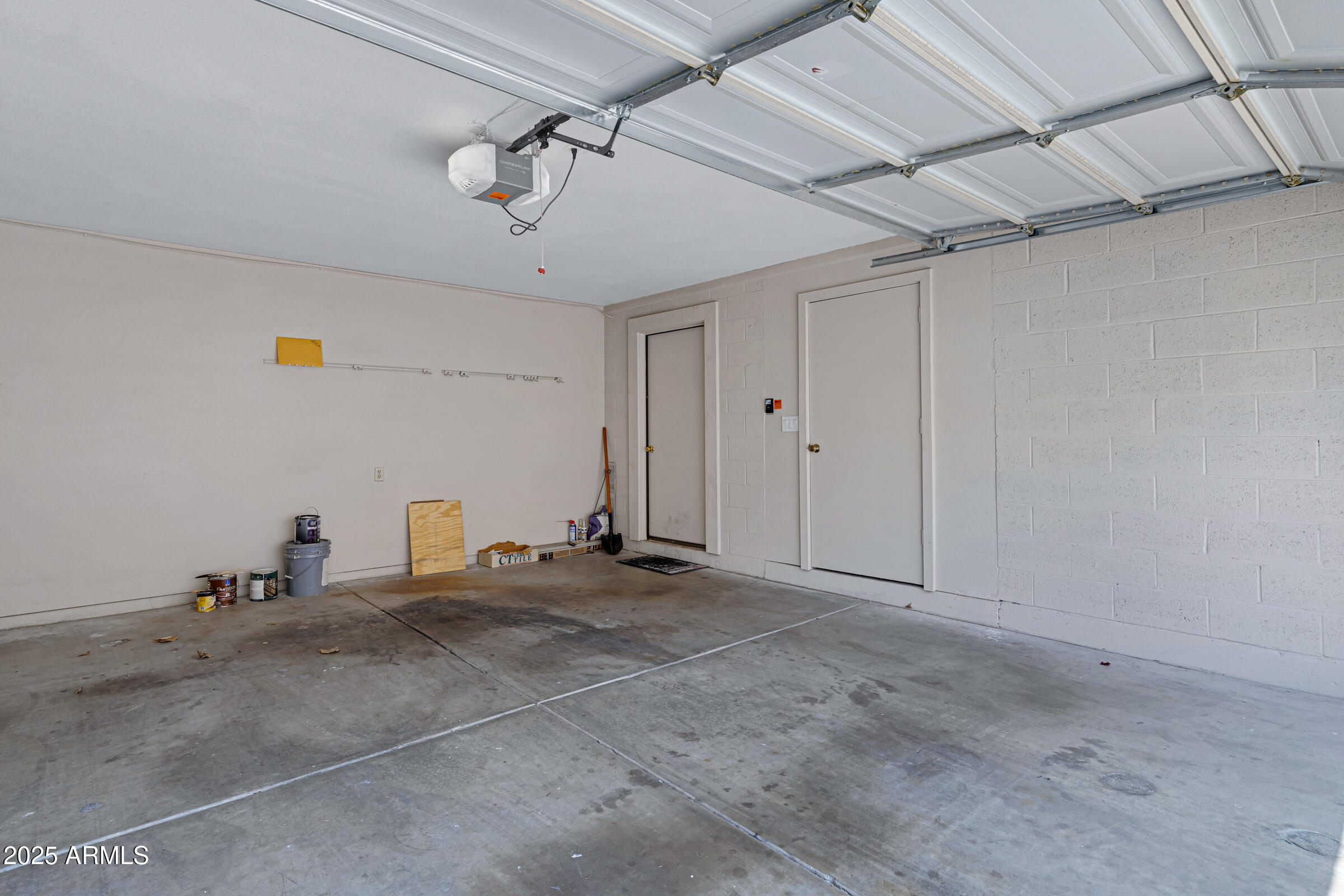6503 N 10TH Place