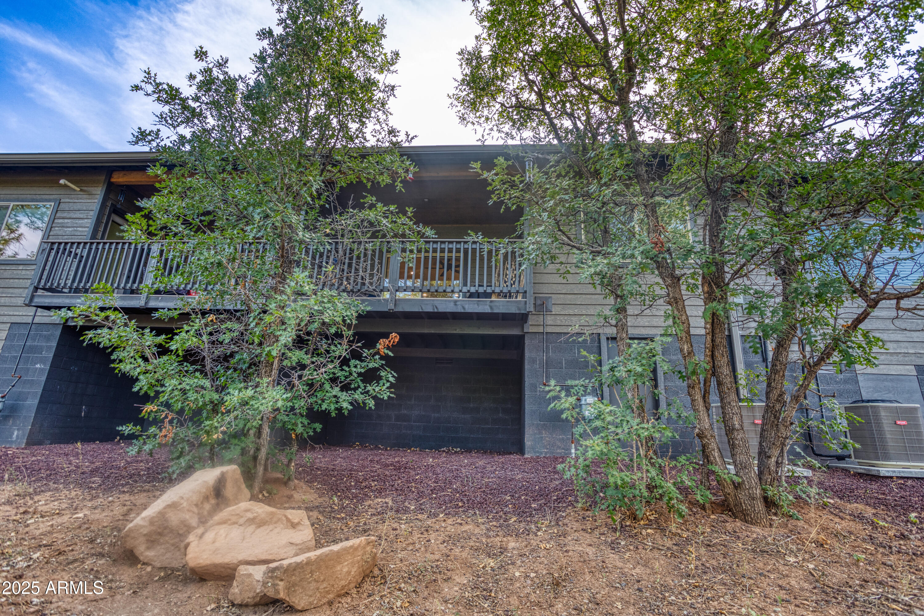 5869 SATURN Drive