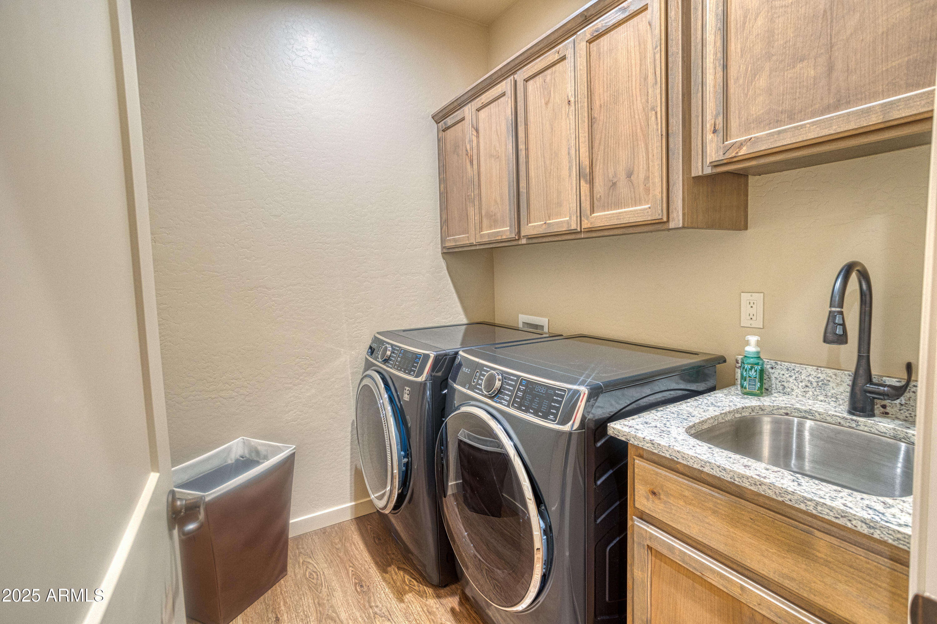 5869 SATURN Drive