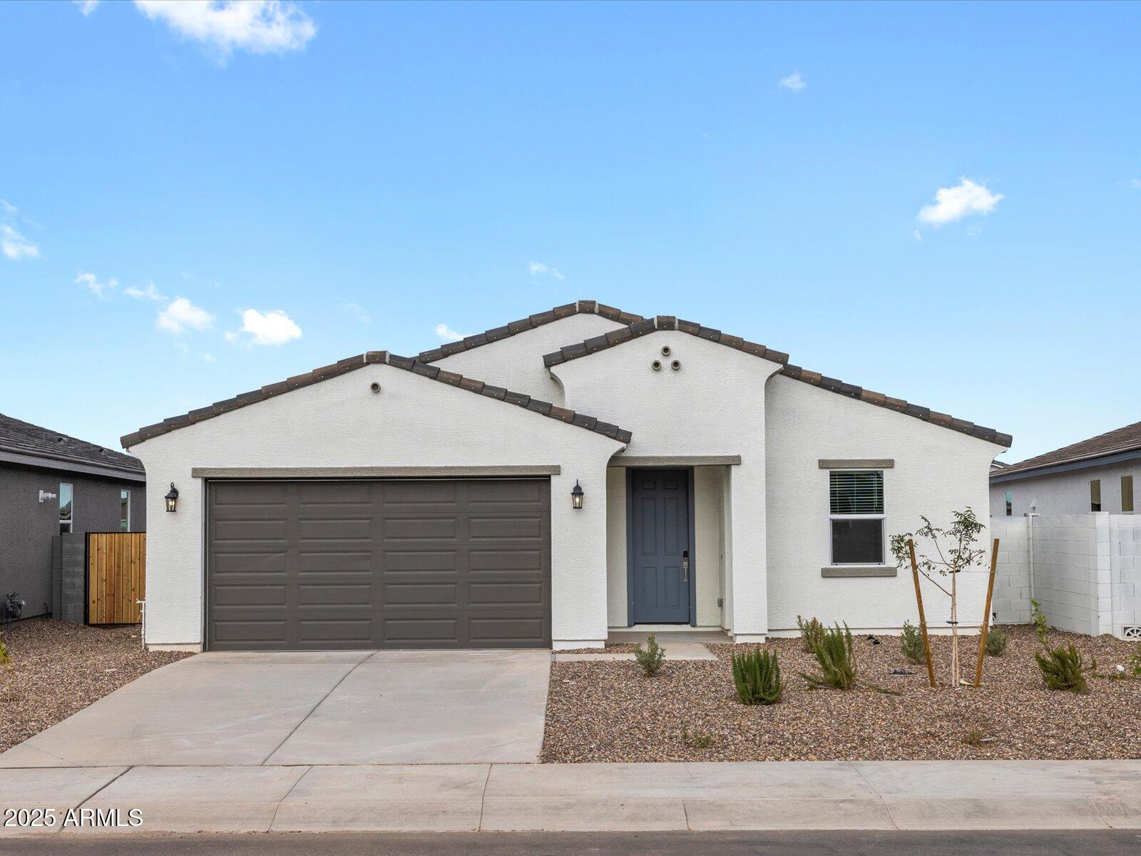 2450 E Grenache Road