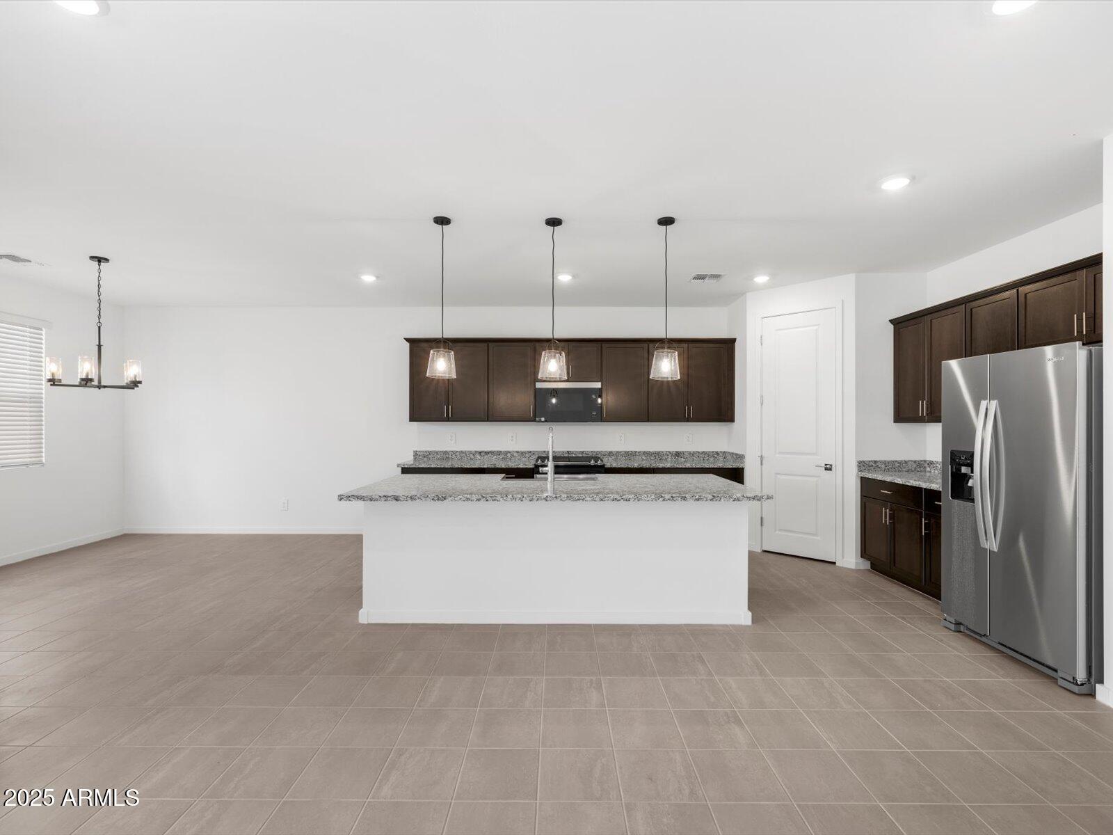 2450 E Grenache Road