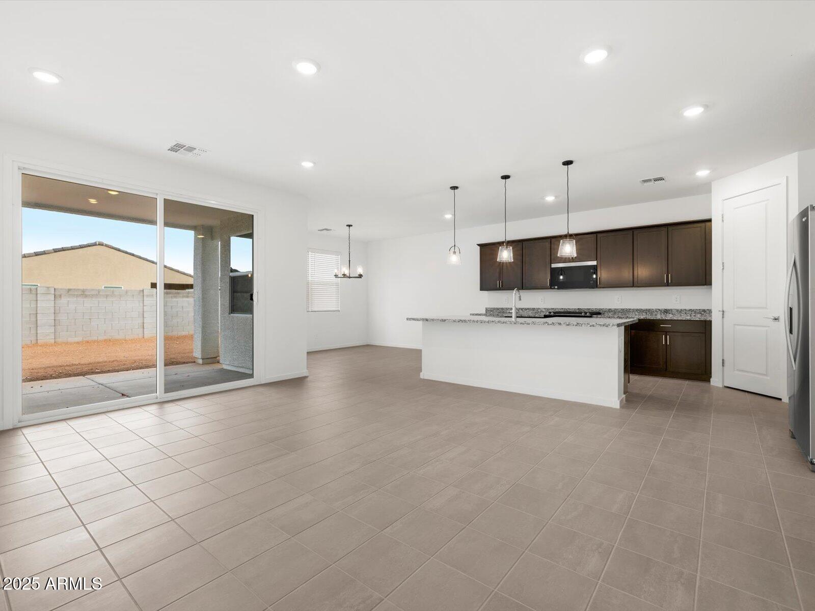 2450 E Grenache Road