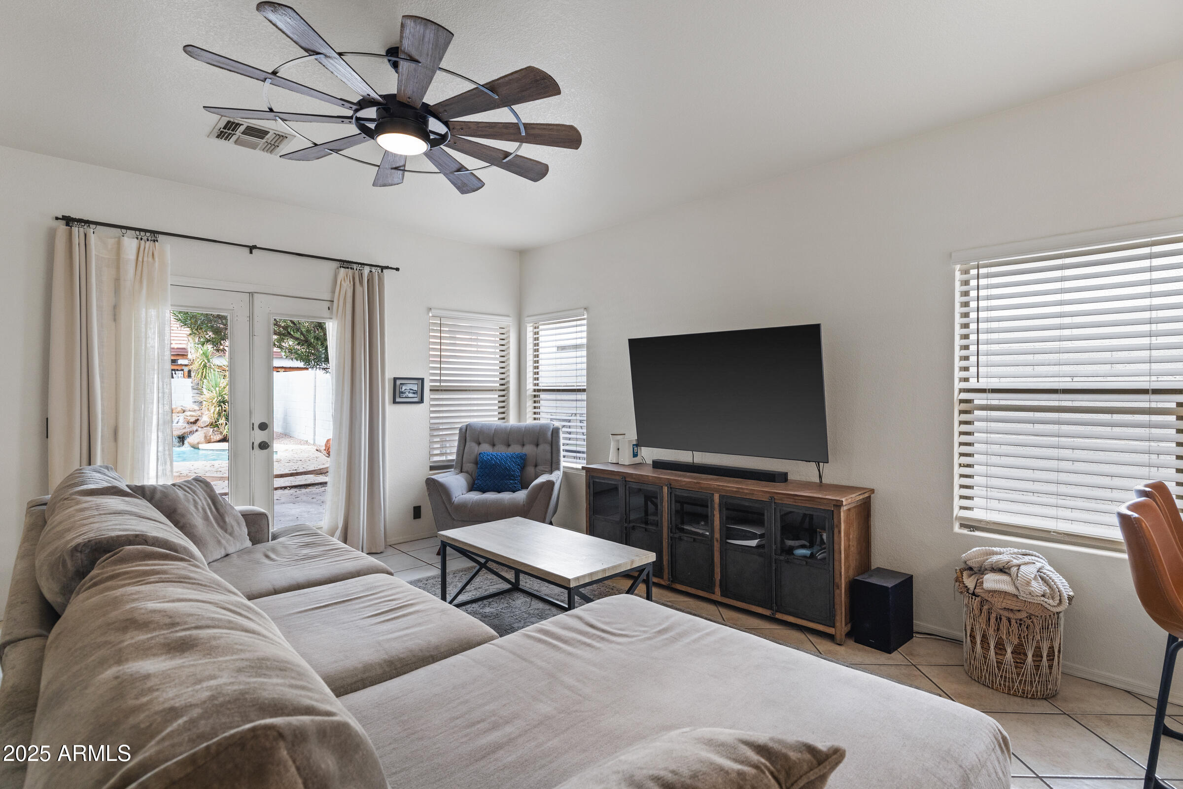 1140 S ROCKWELL Street, Gilbert