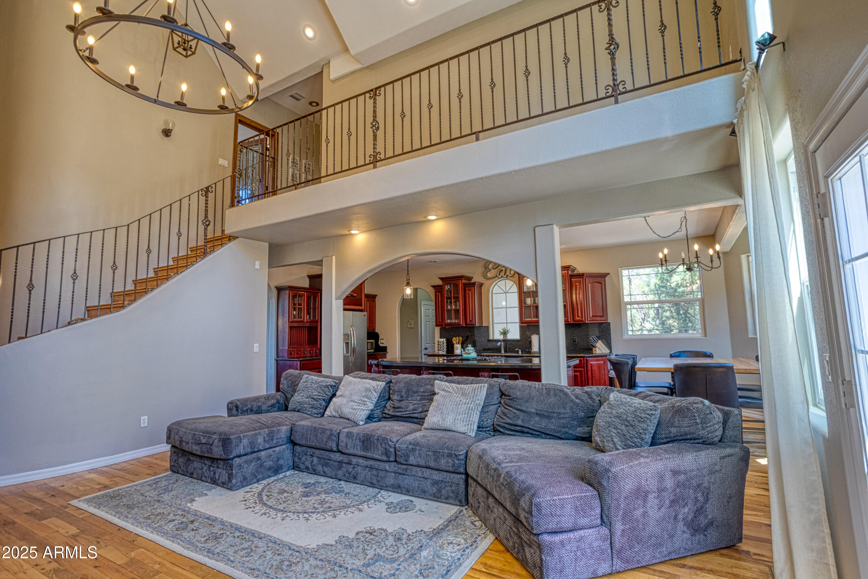 4701 S MANZANITA Way