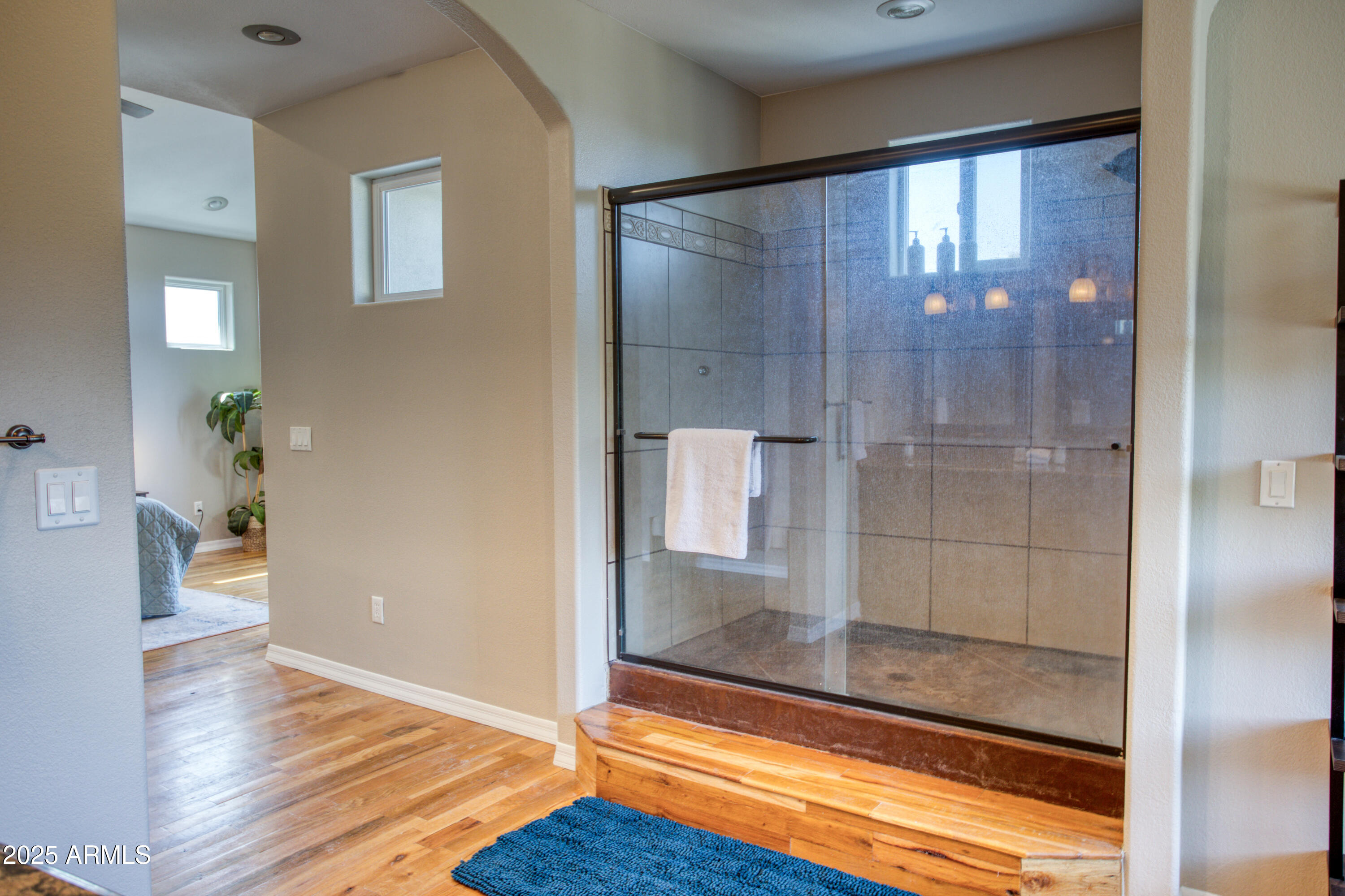 4701 S MANZANITA Way