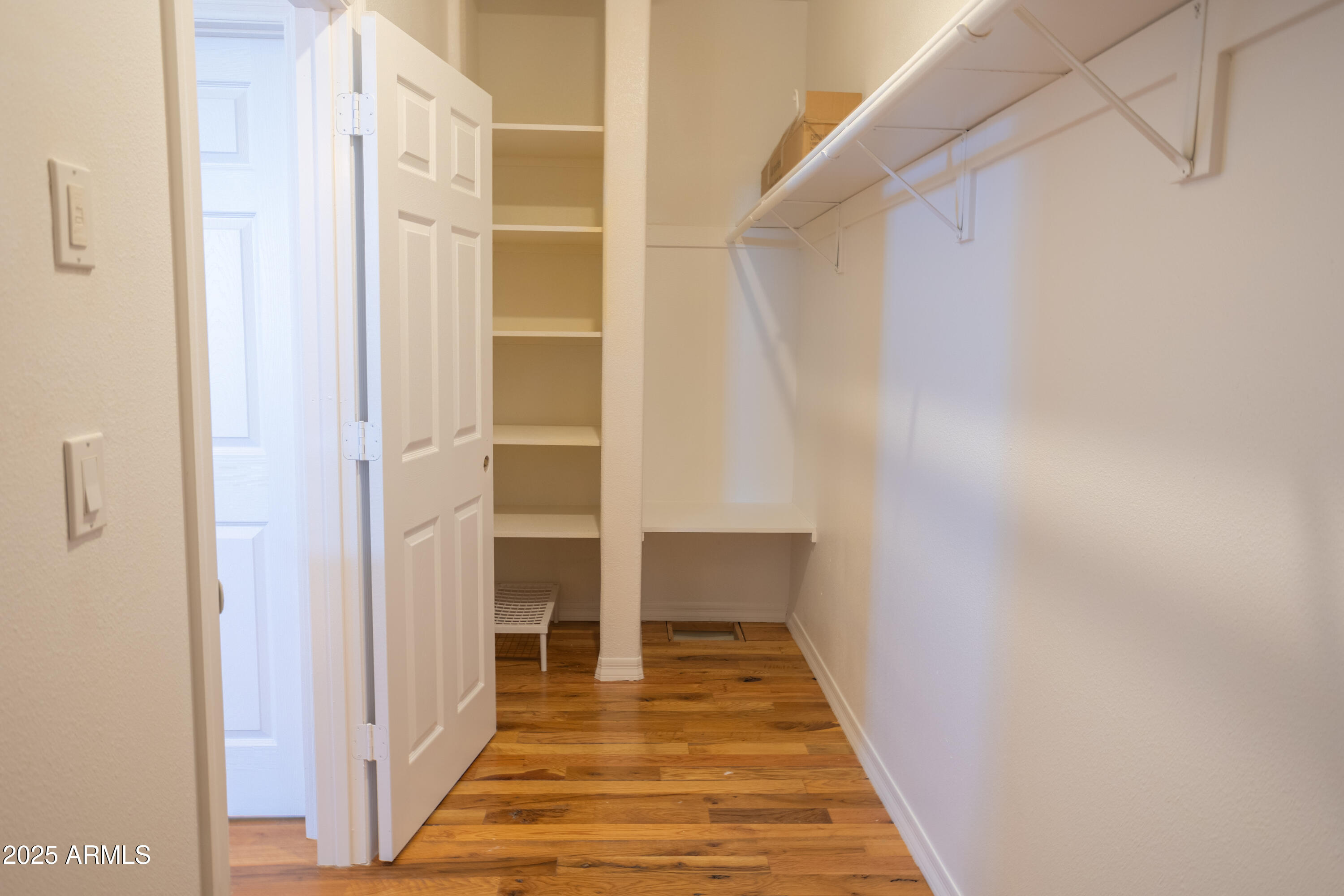 4701 S MANZANITA Way