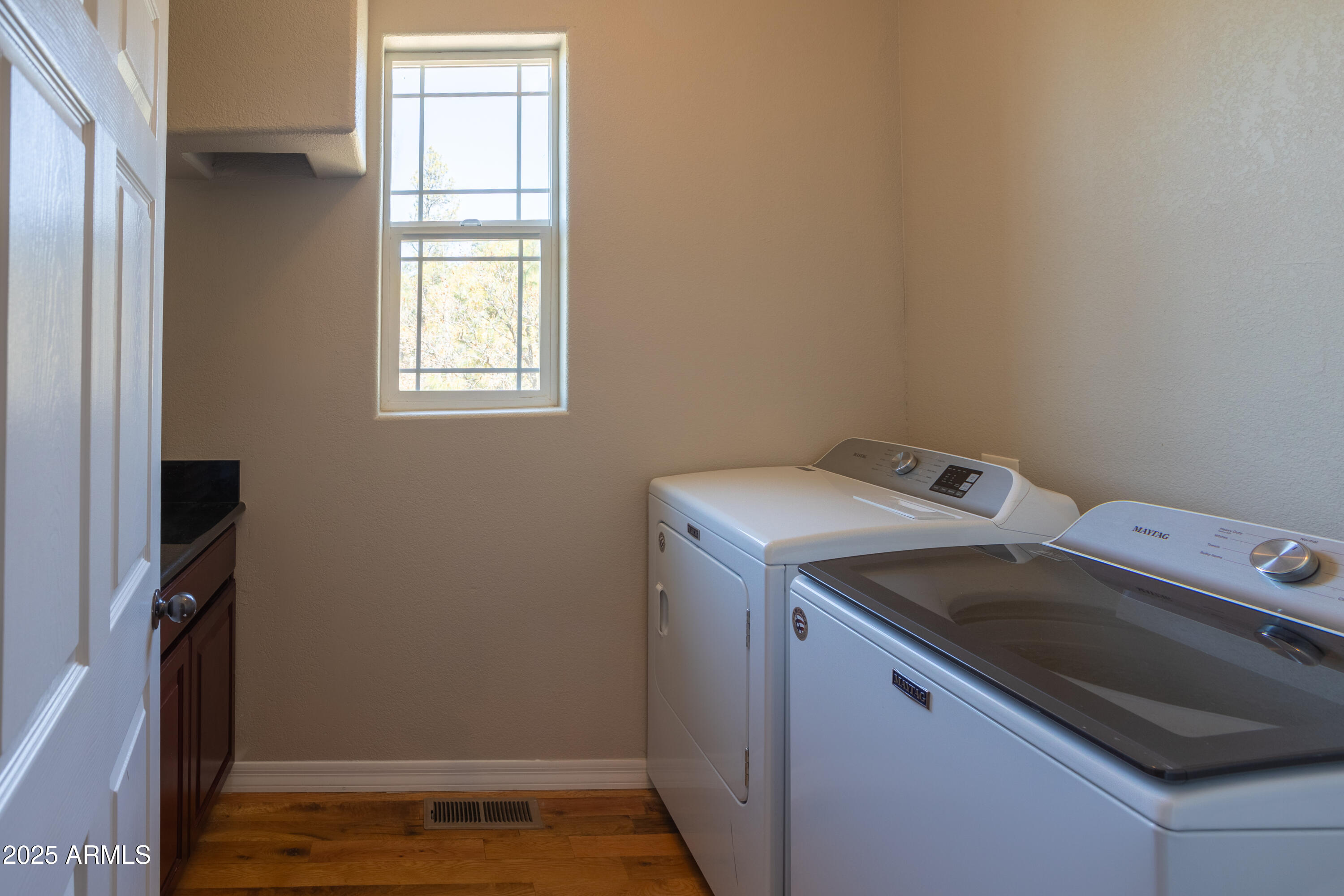 4701 S MANZANITA Way