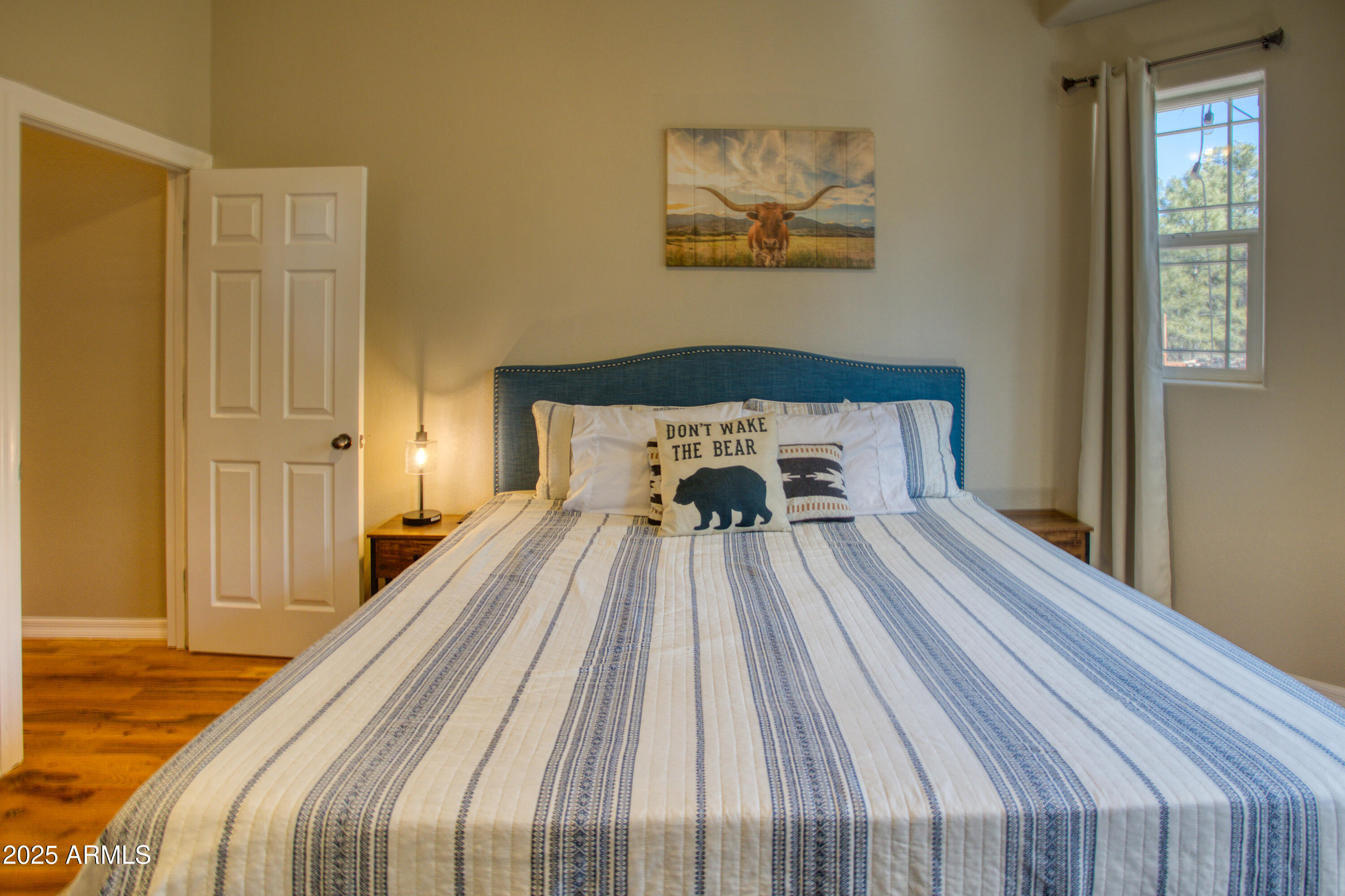 4701 S MANZANITA Way