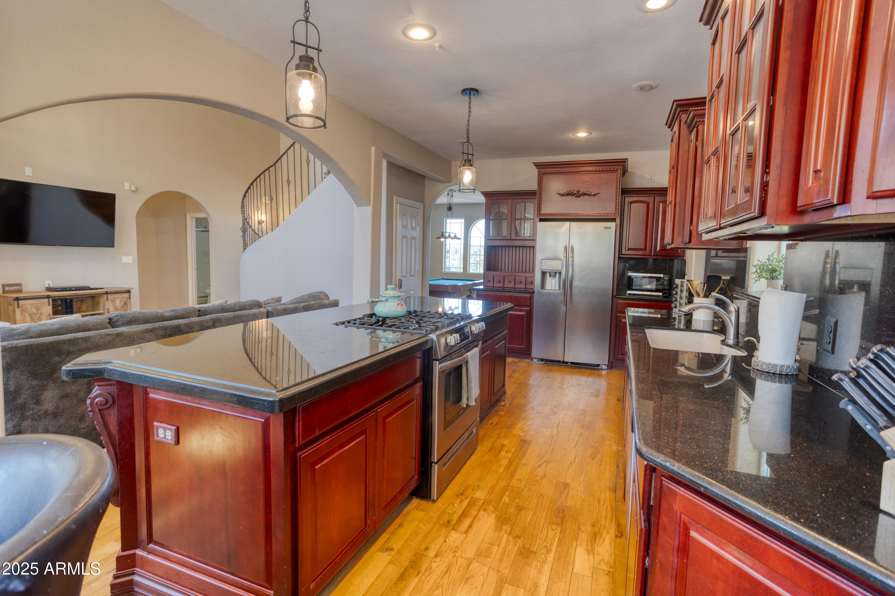 4701 S MANZANITA Way