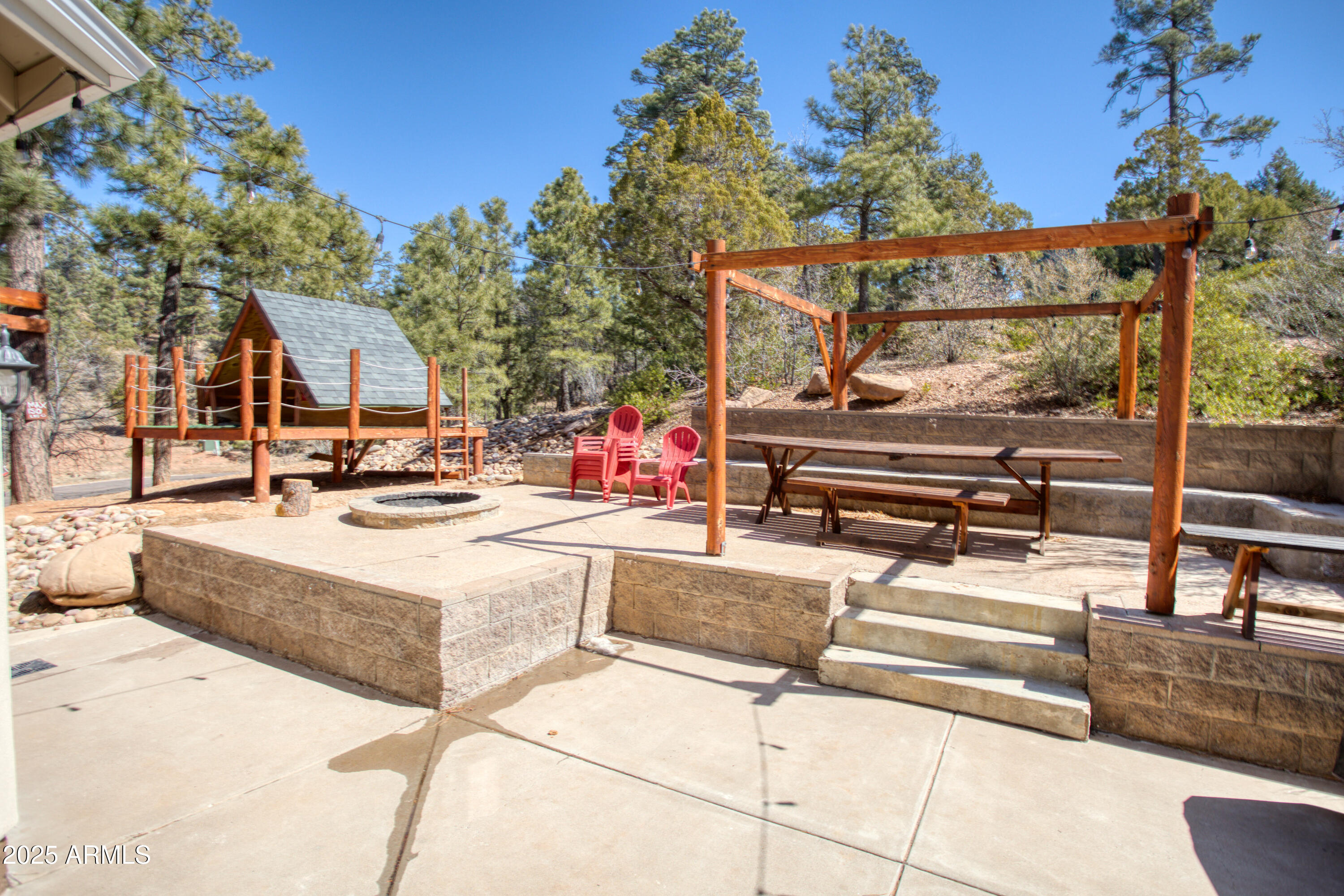 4701 S MANZANITA Way