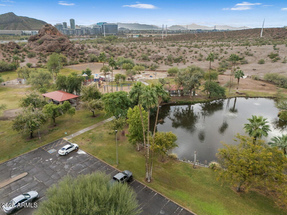 819 N COLLEGE Avenue I123