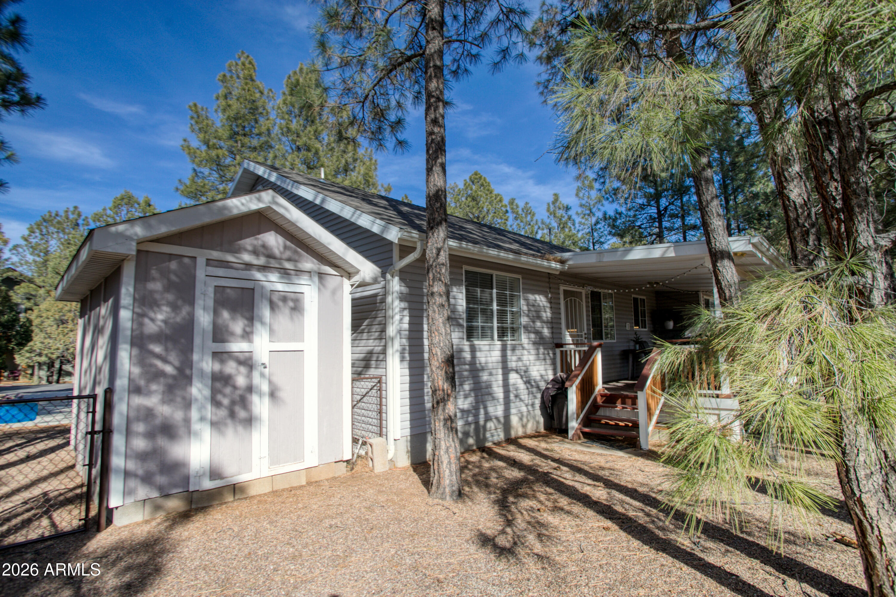 3541 W COUNTRY CLUB Drive