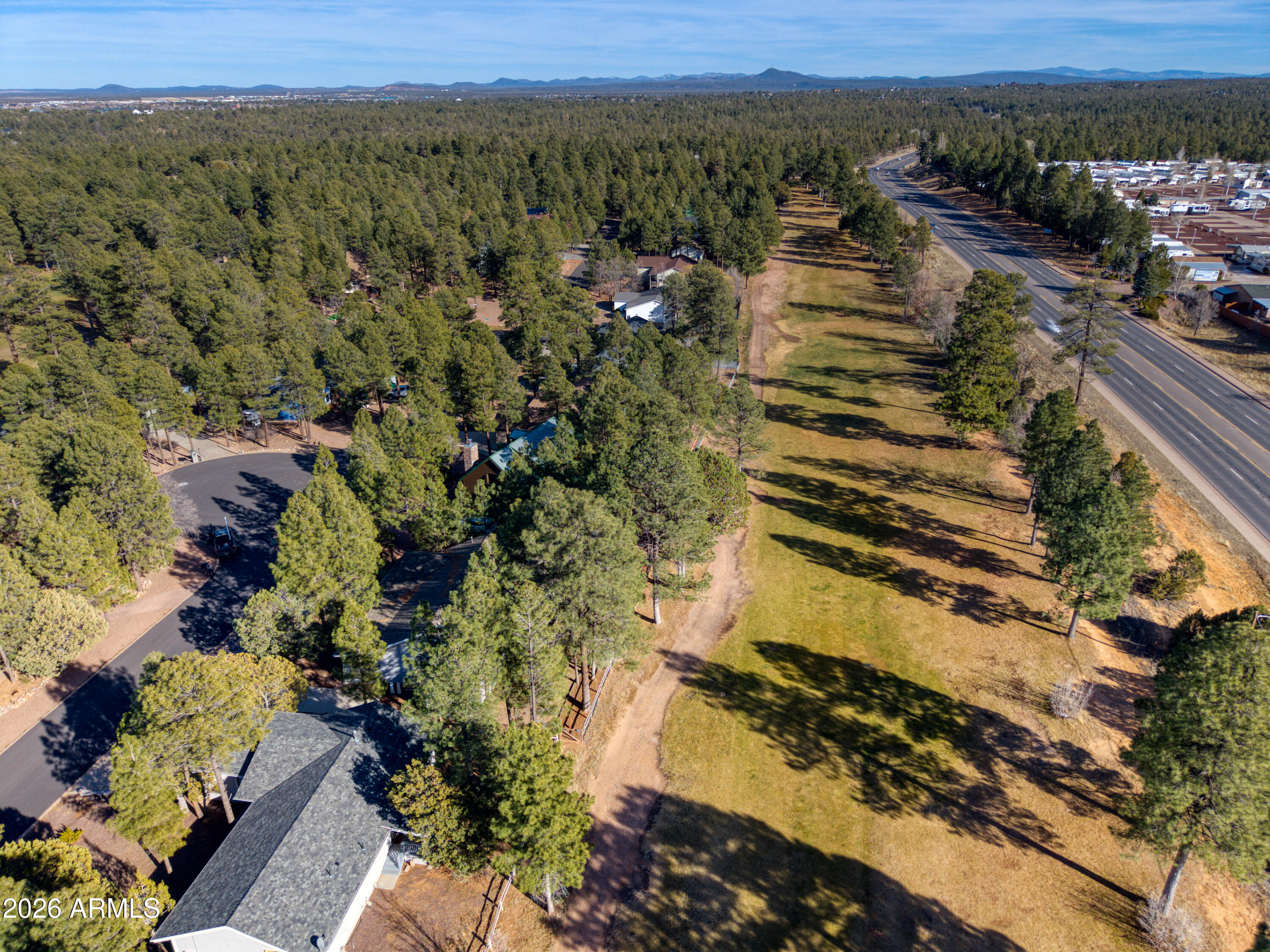 3541 W COUNTRY CLUB Drive