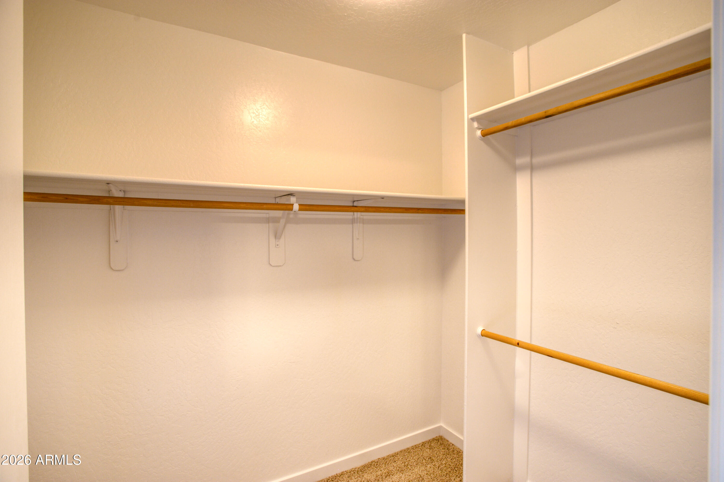 3541 W COUNTRY CLUB Drive