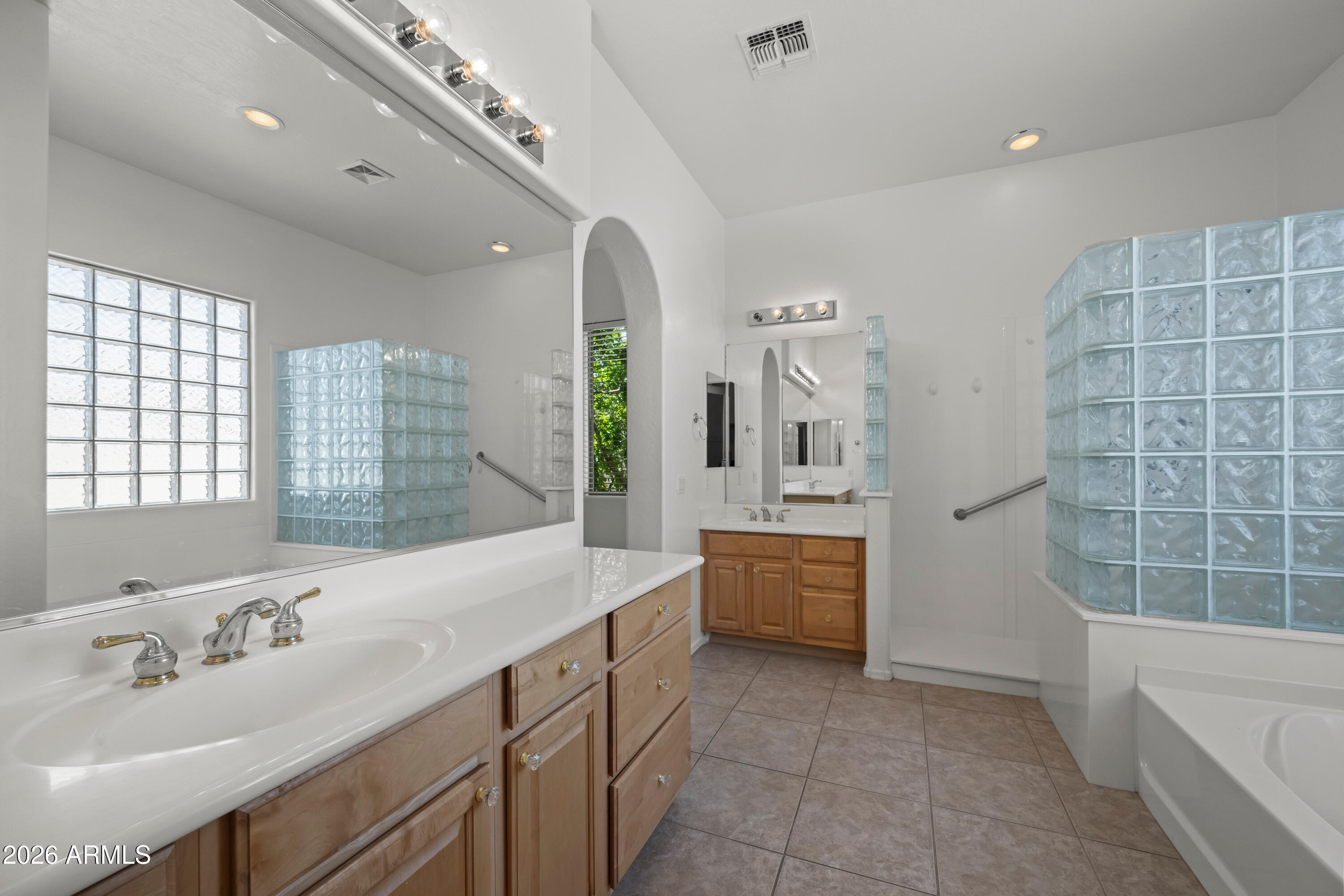 6946 S KIMBERLEE Way