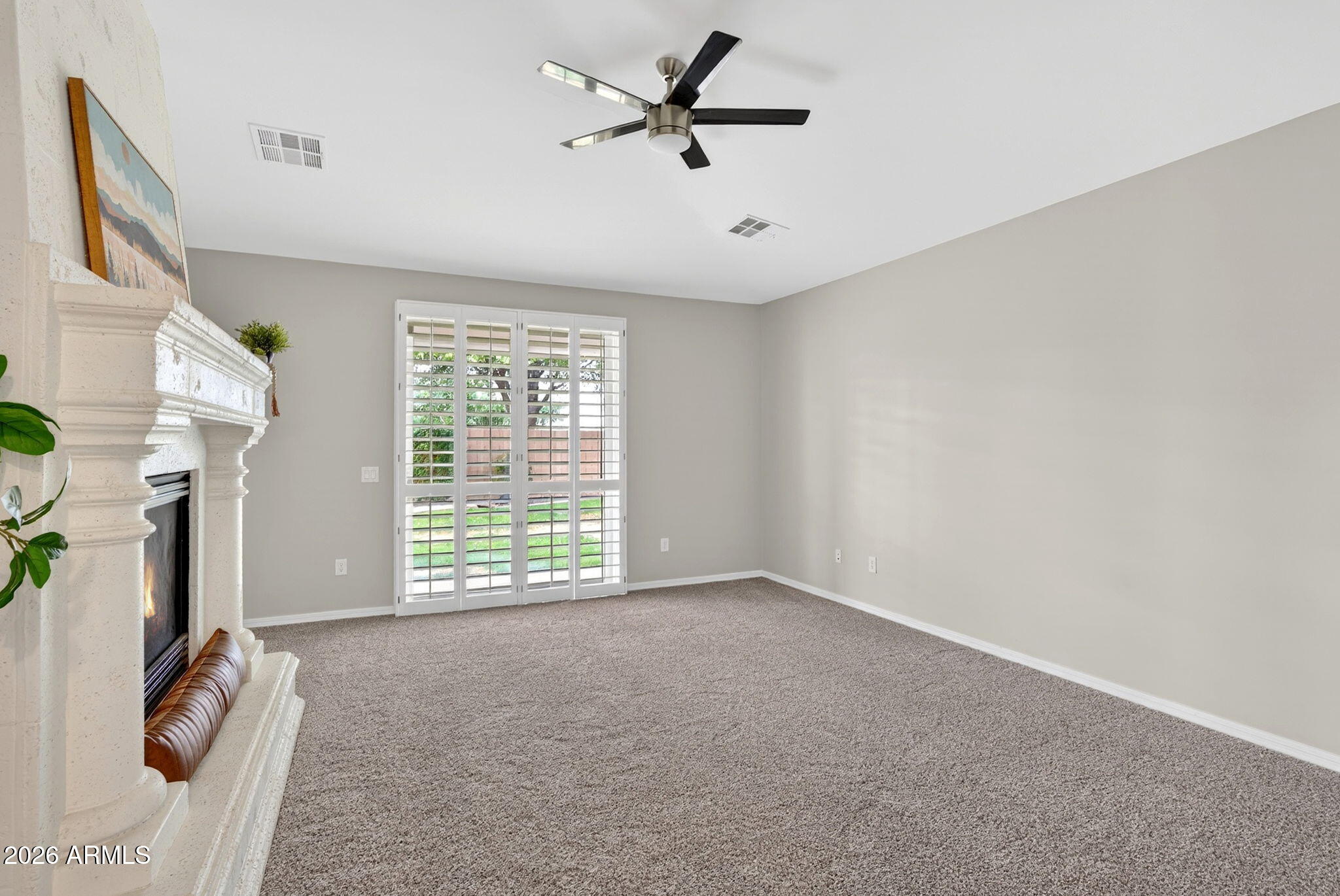 2480 E HONEYSUCKLE Place