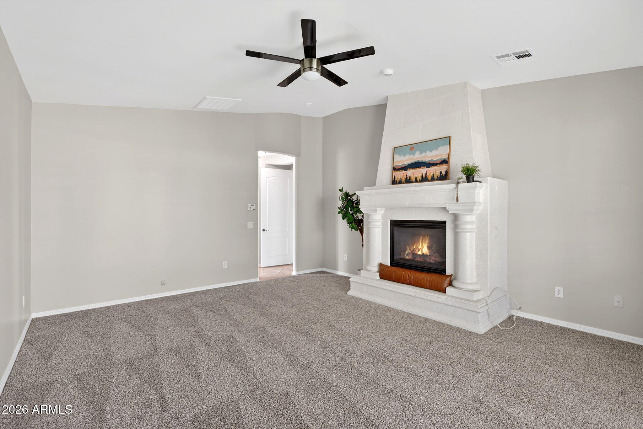2480 E HONEYSUCKLE Place
