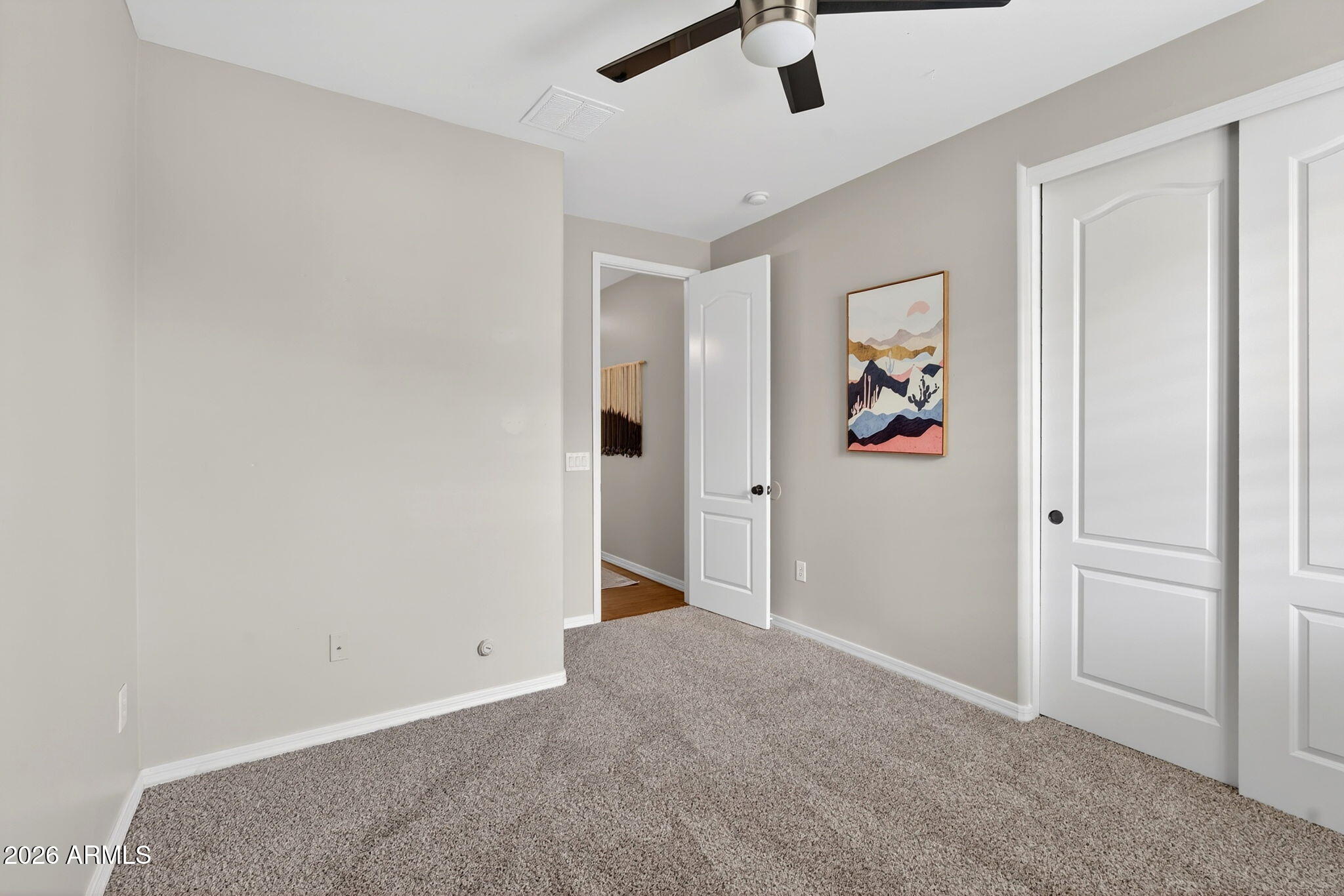 2480 E HONEYSUCKLE Place