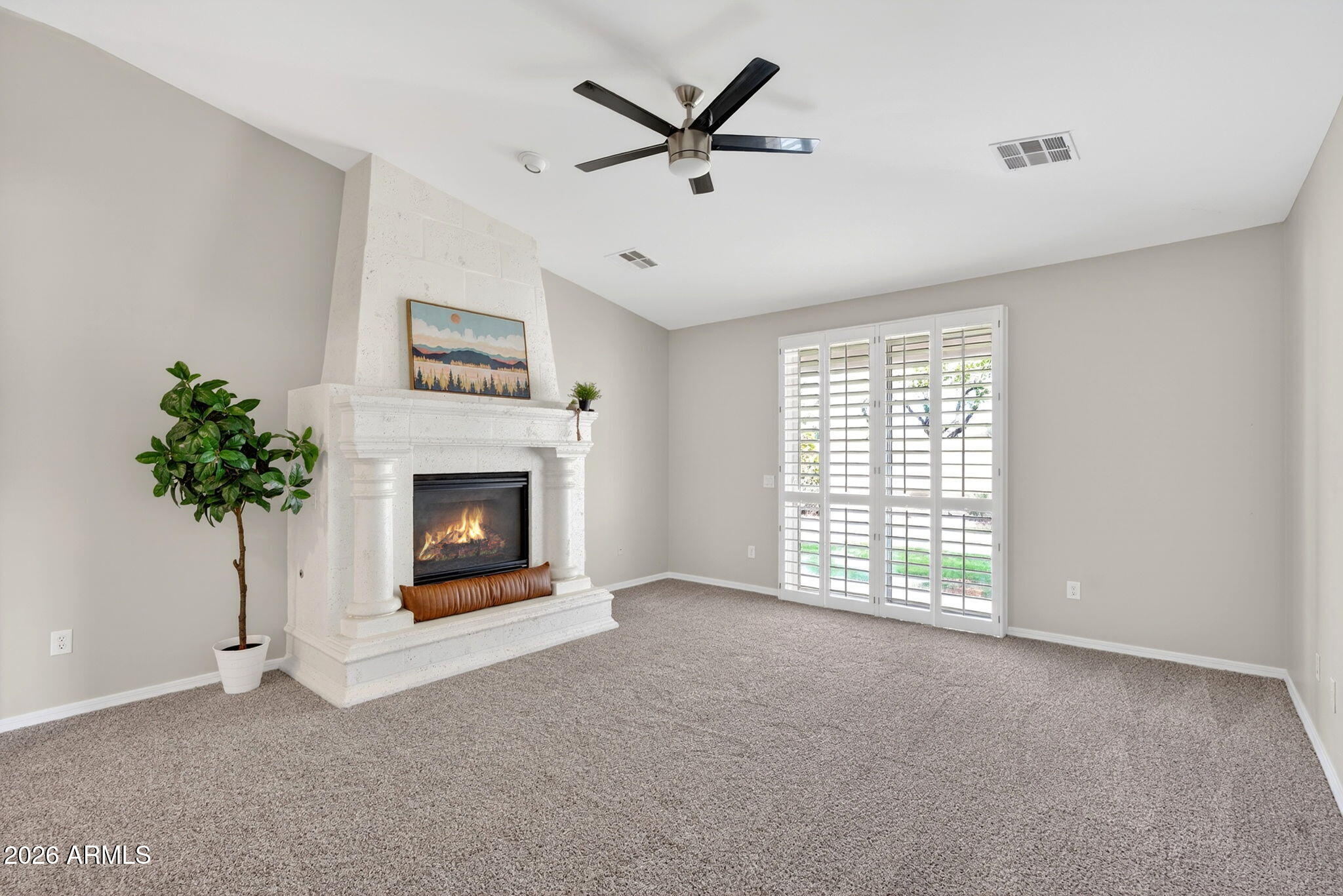 2480 E HONEYSUCKLE Place