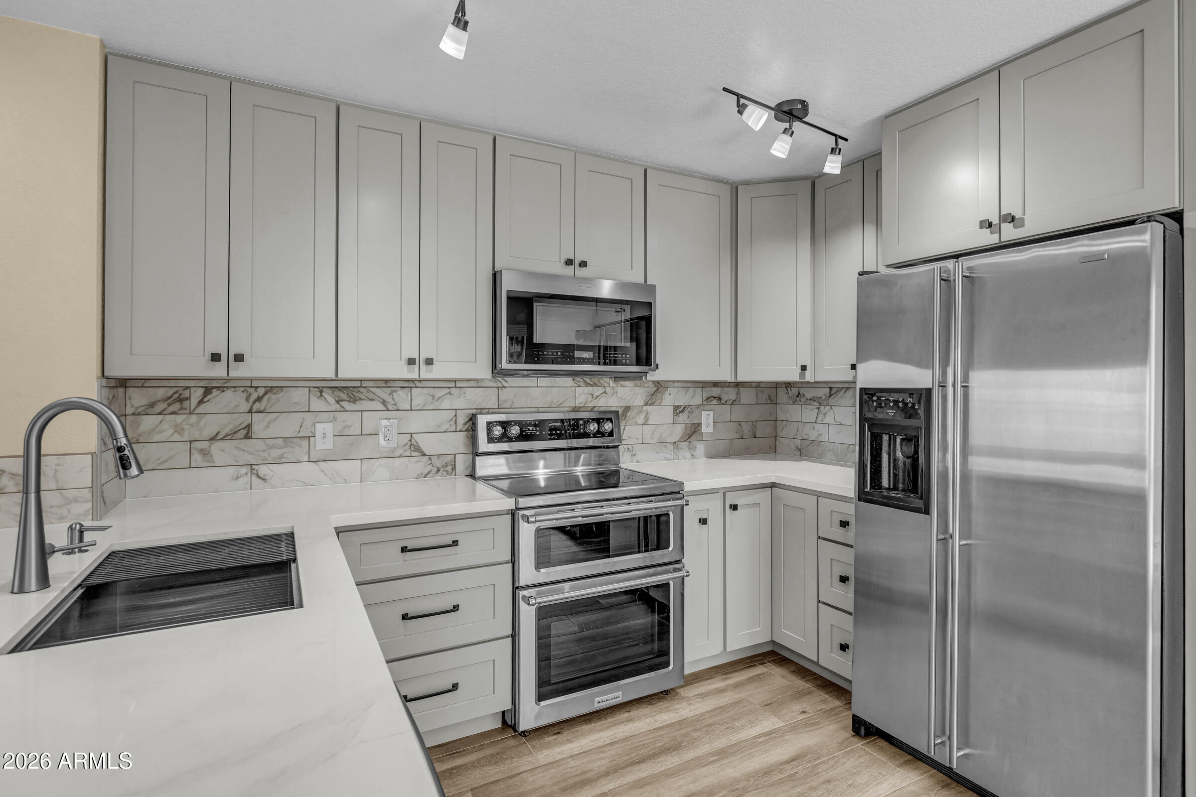 1235 N SUNNYVALE 71