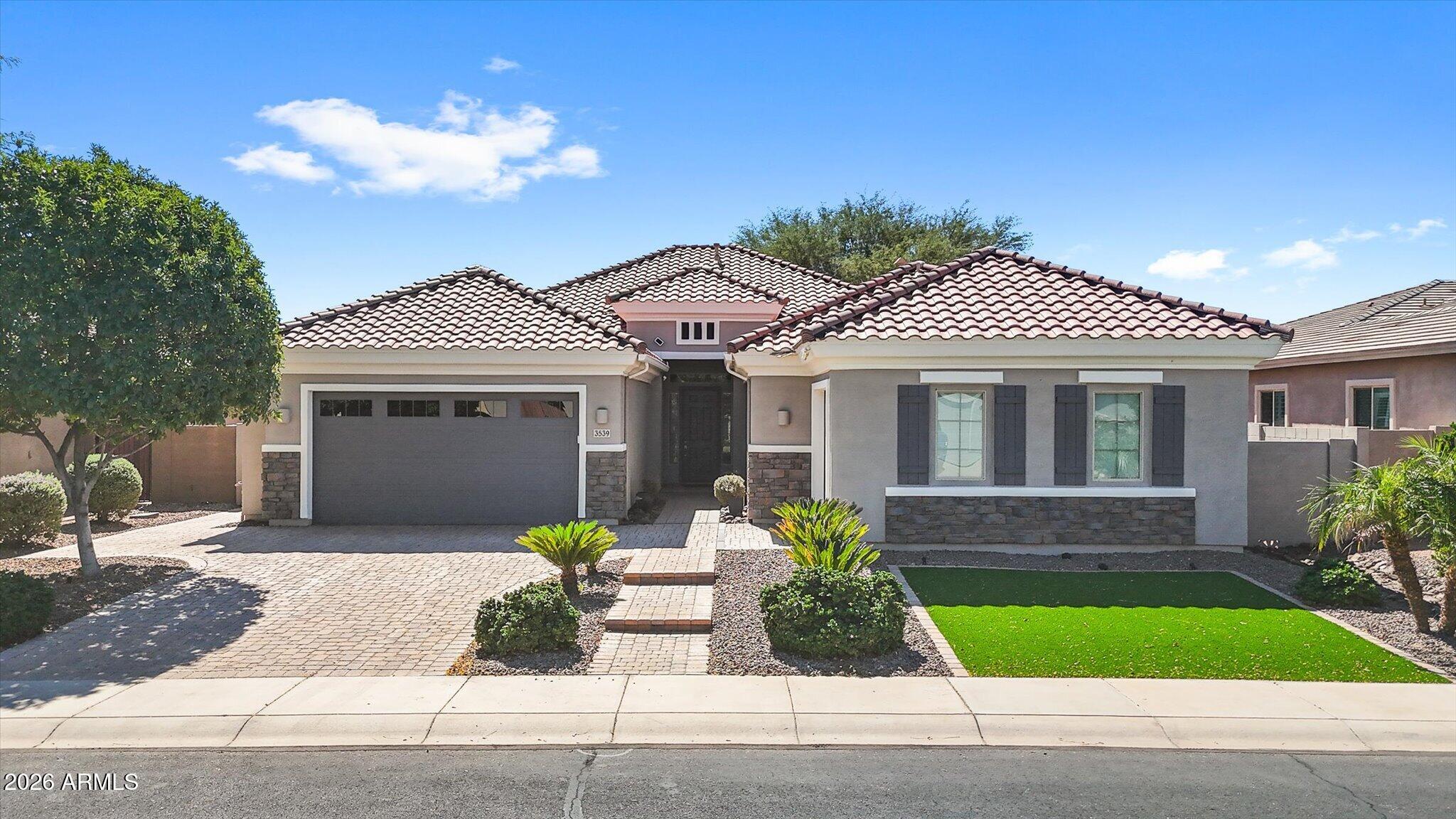 3539 E BALSAM Drive