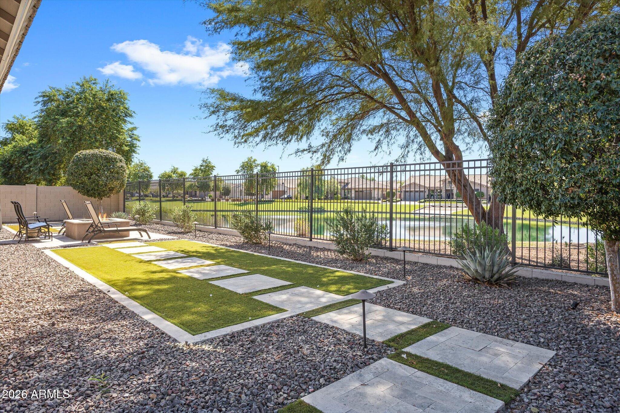 3539 E BALSAM Drive