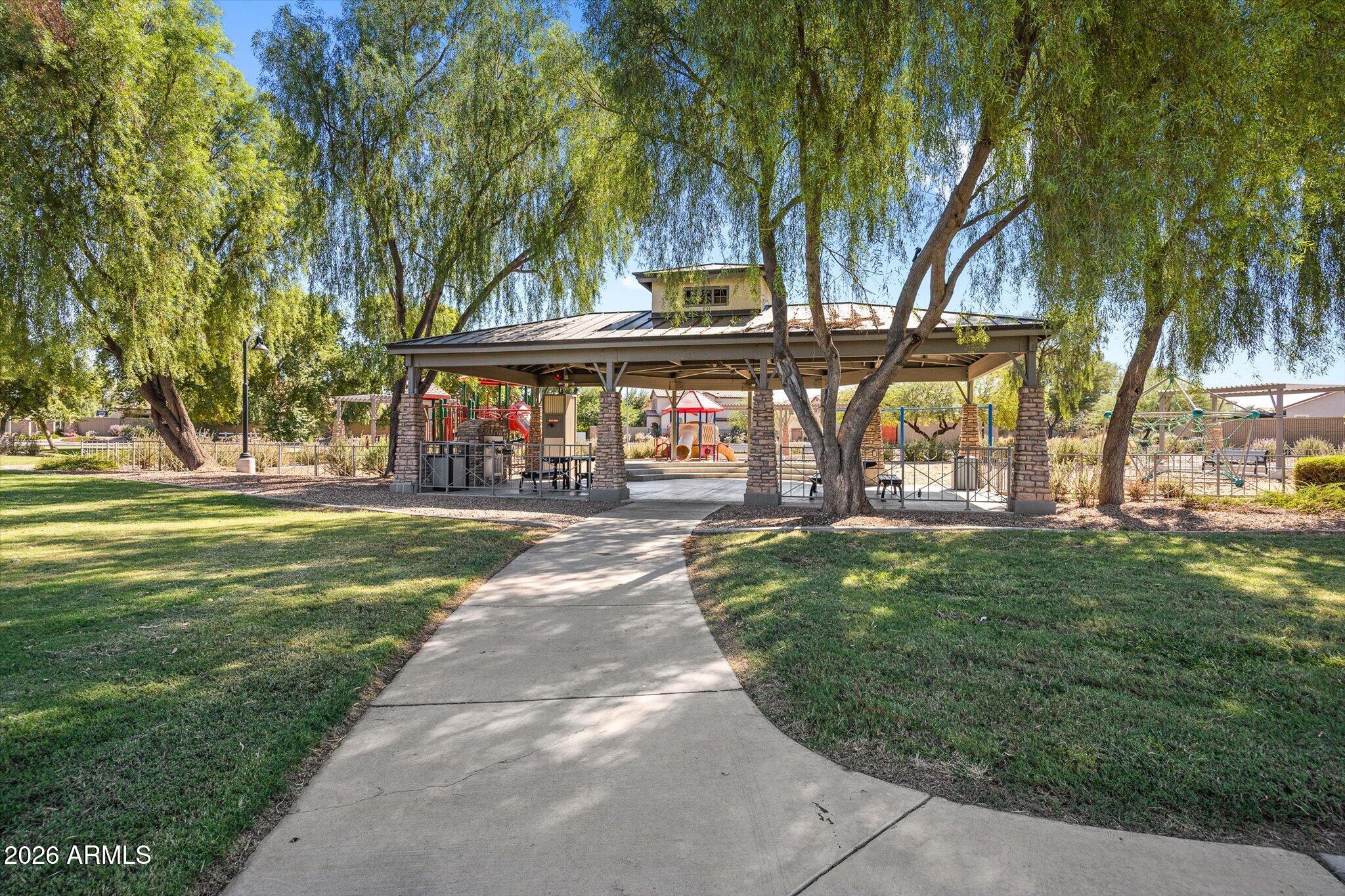 3539 E BALSAM Drive