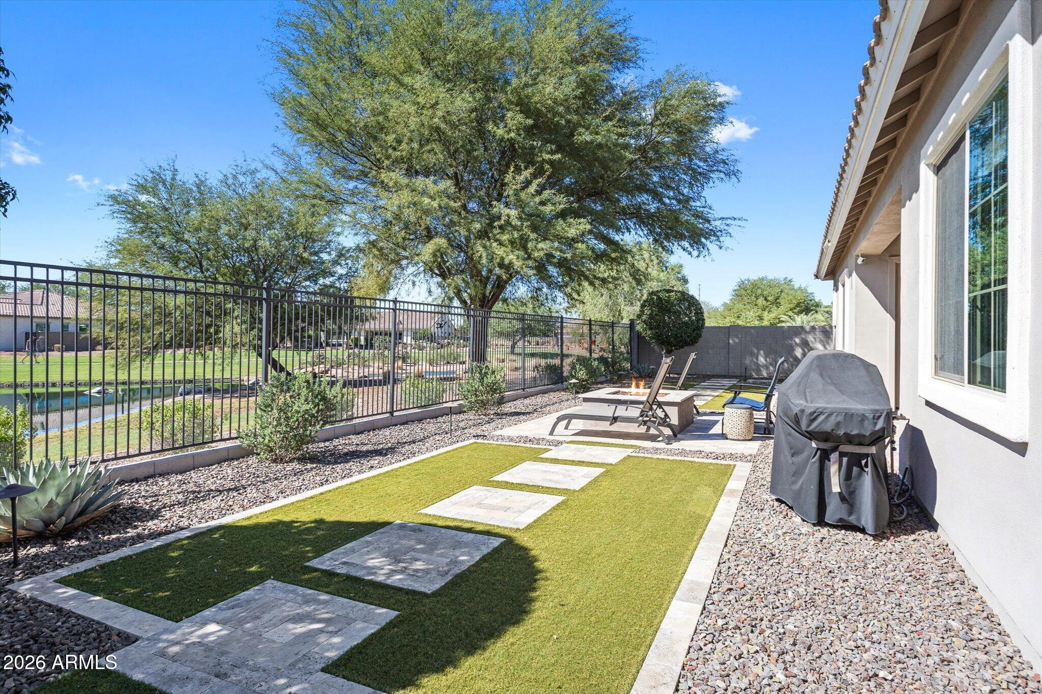 3539 E BALSAM Drive