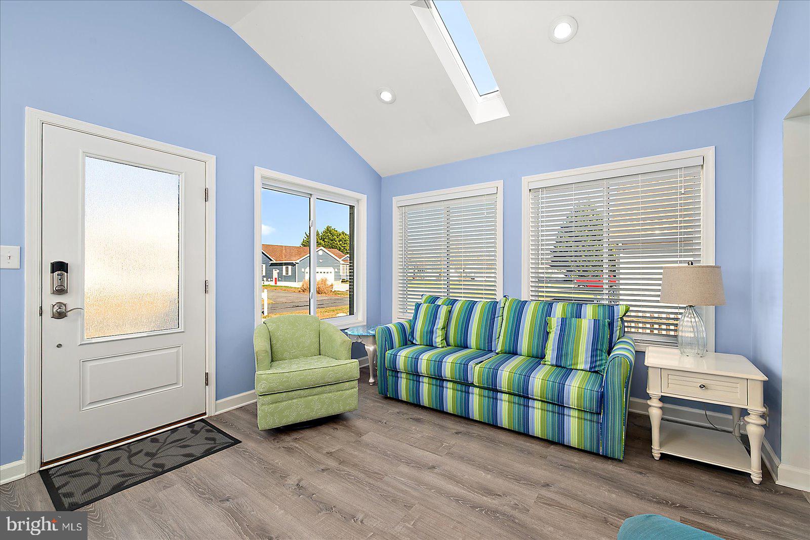 36790 BREAKWATER RUN