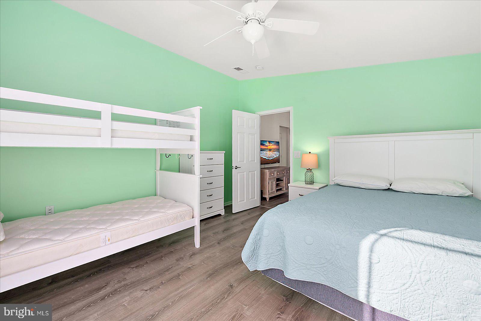 36790 BREAKWATER RUN