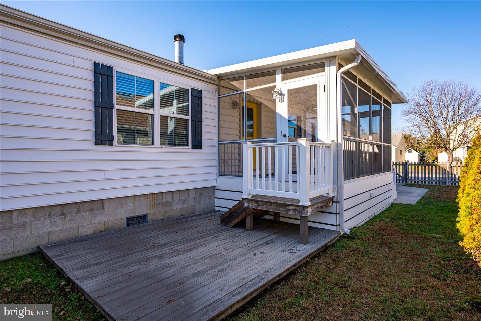 36790 BREAKWATER RUN