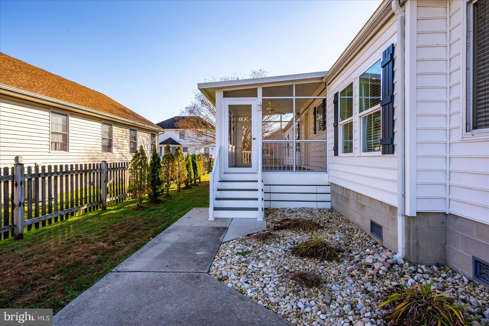 36790 BREAKWATER RUN