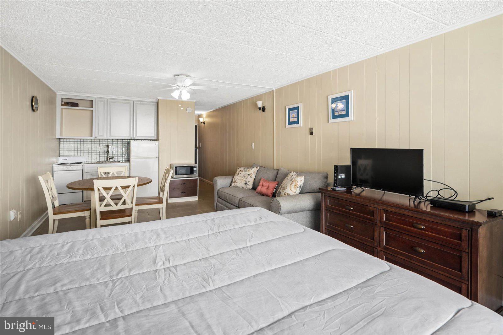 12808 Coastal Hwy #207